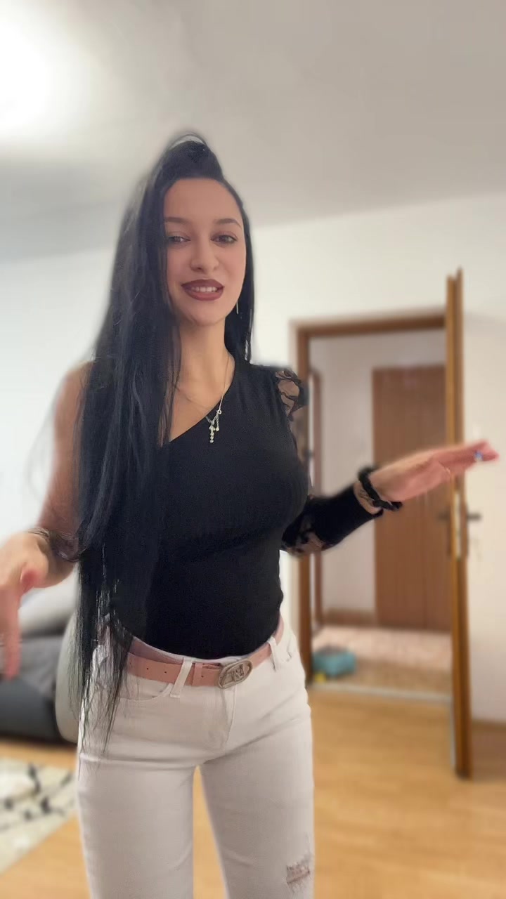 @delia_ozanaa