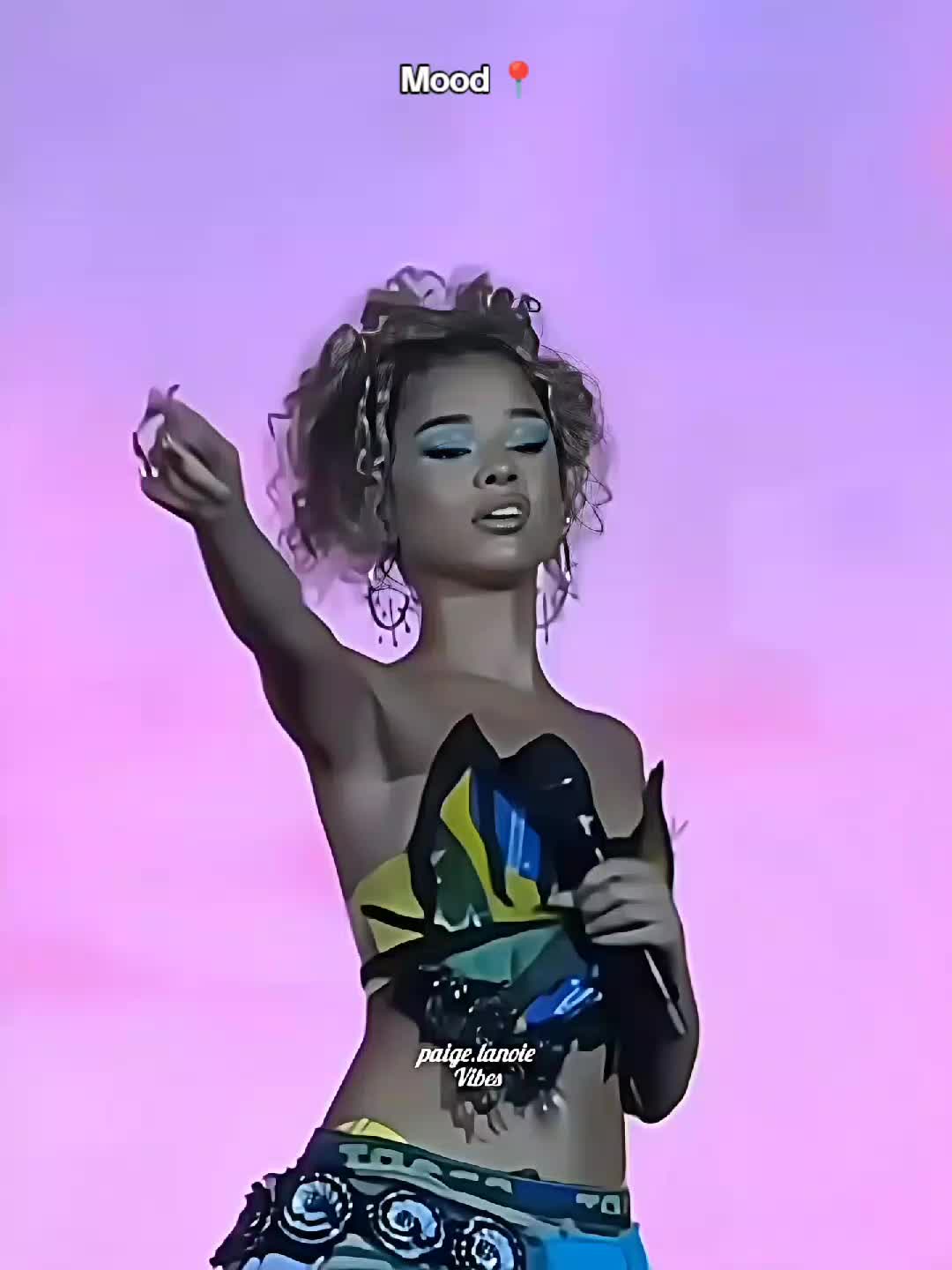 @paigelanoievibes