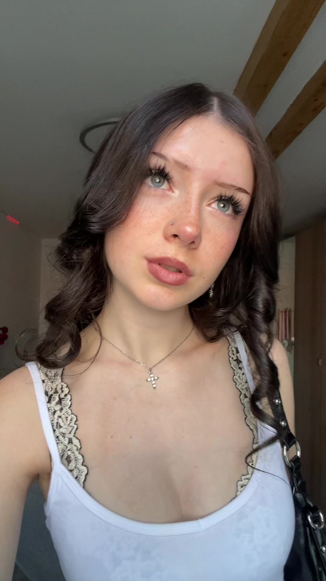 @aninkaa