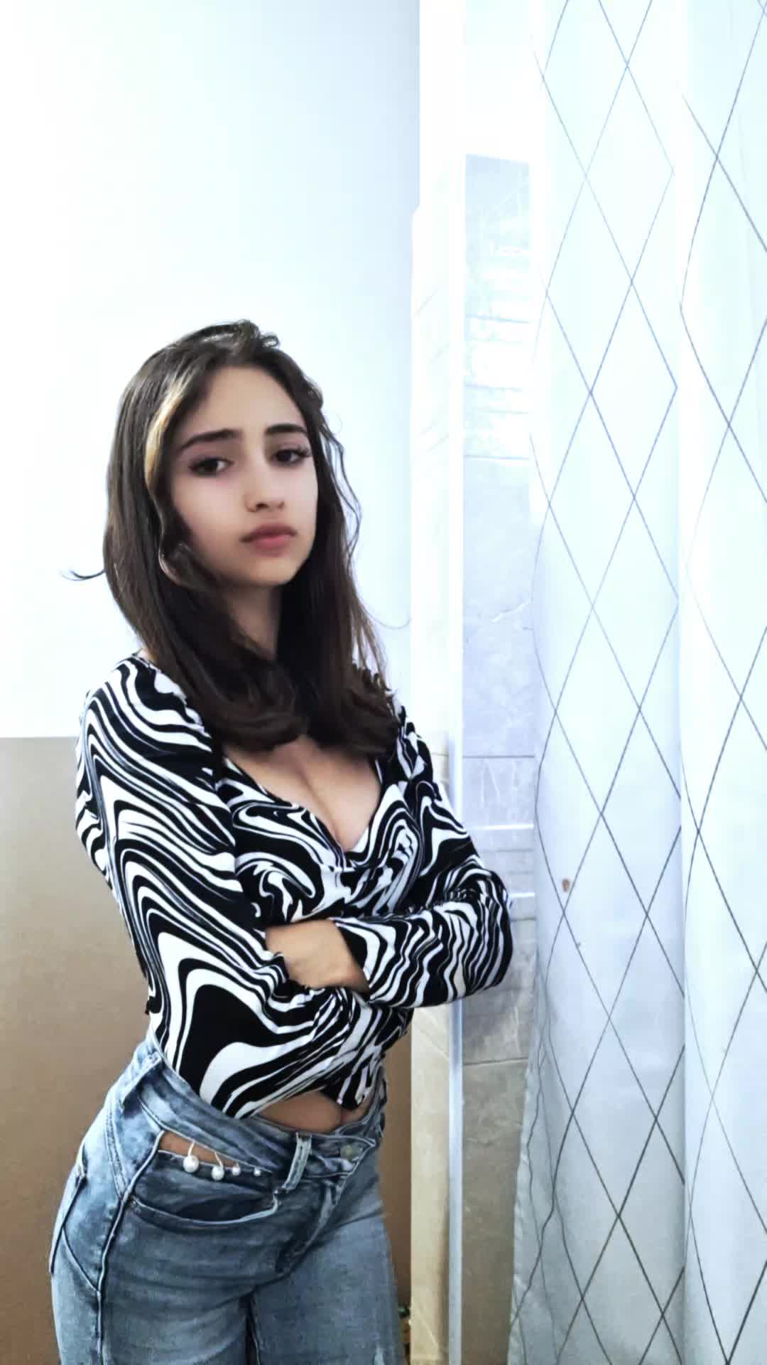 @dárina👸🏻🖤