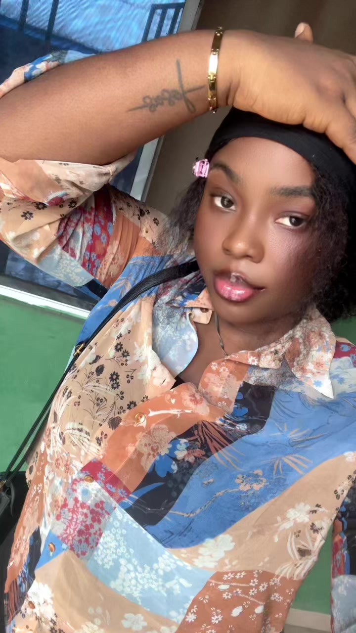 @Pretty Loner🥀❤️🩹💊