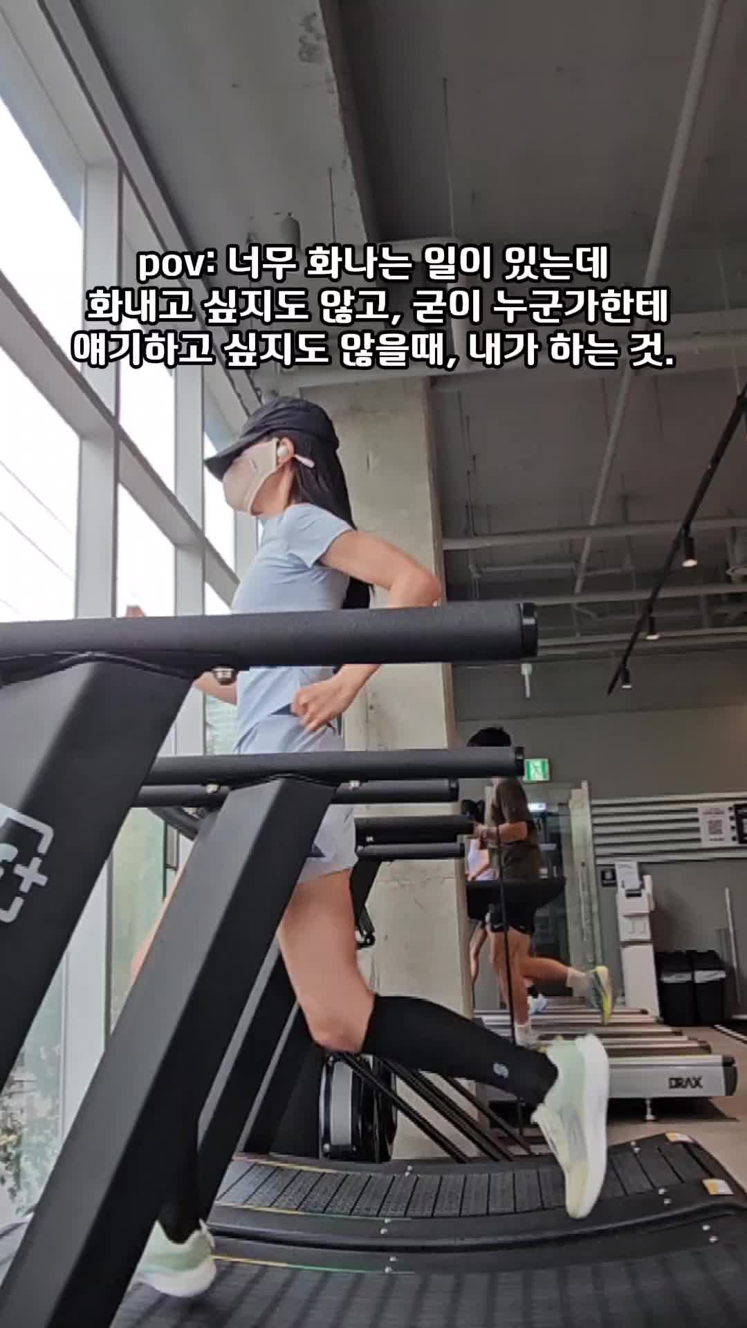 @지나우