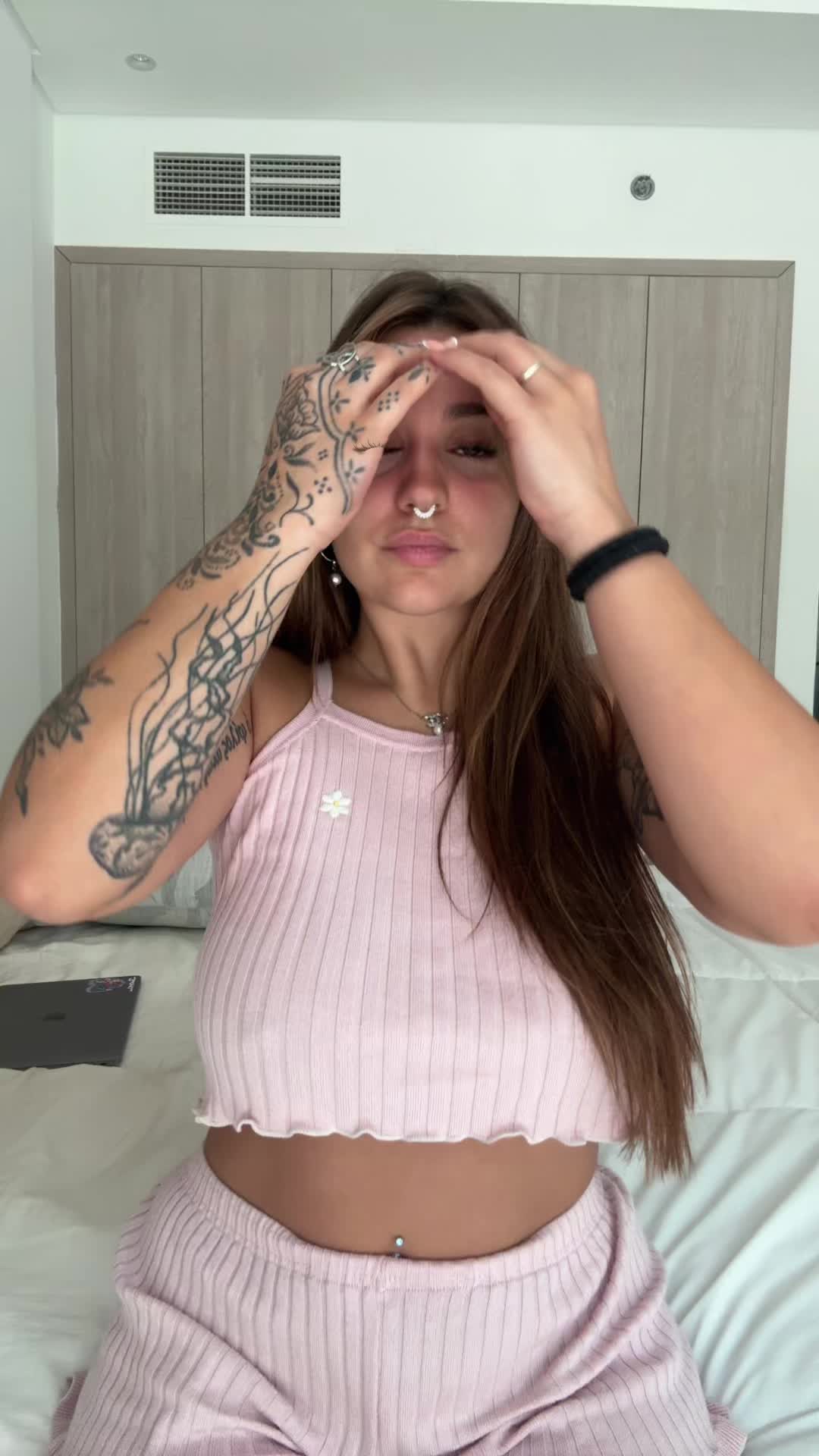@Bluemooncri🦋
