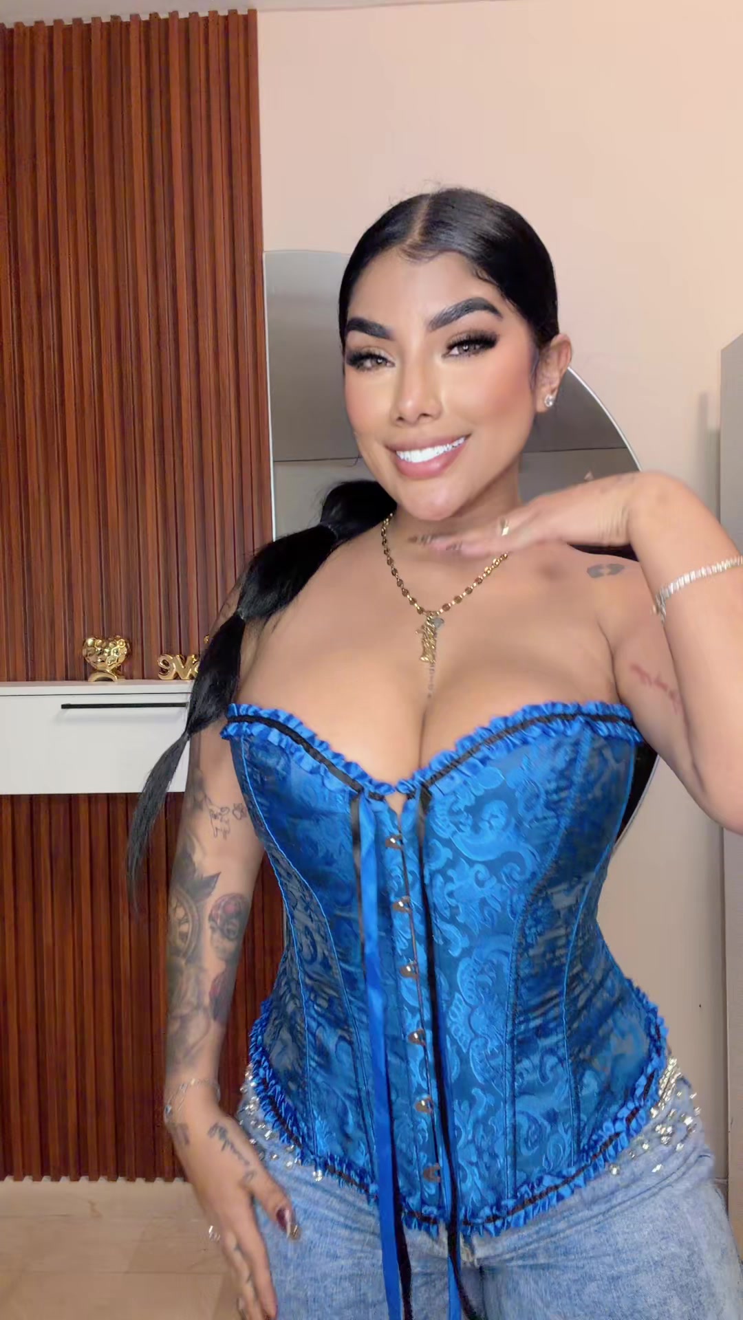 @ABIGAIL LALAMA_BOUTIQUE💕