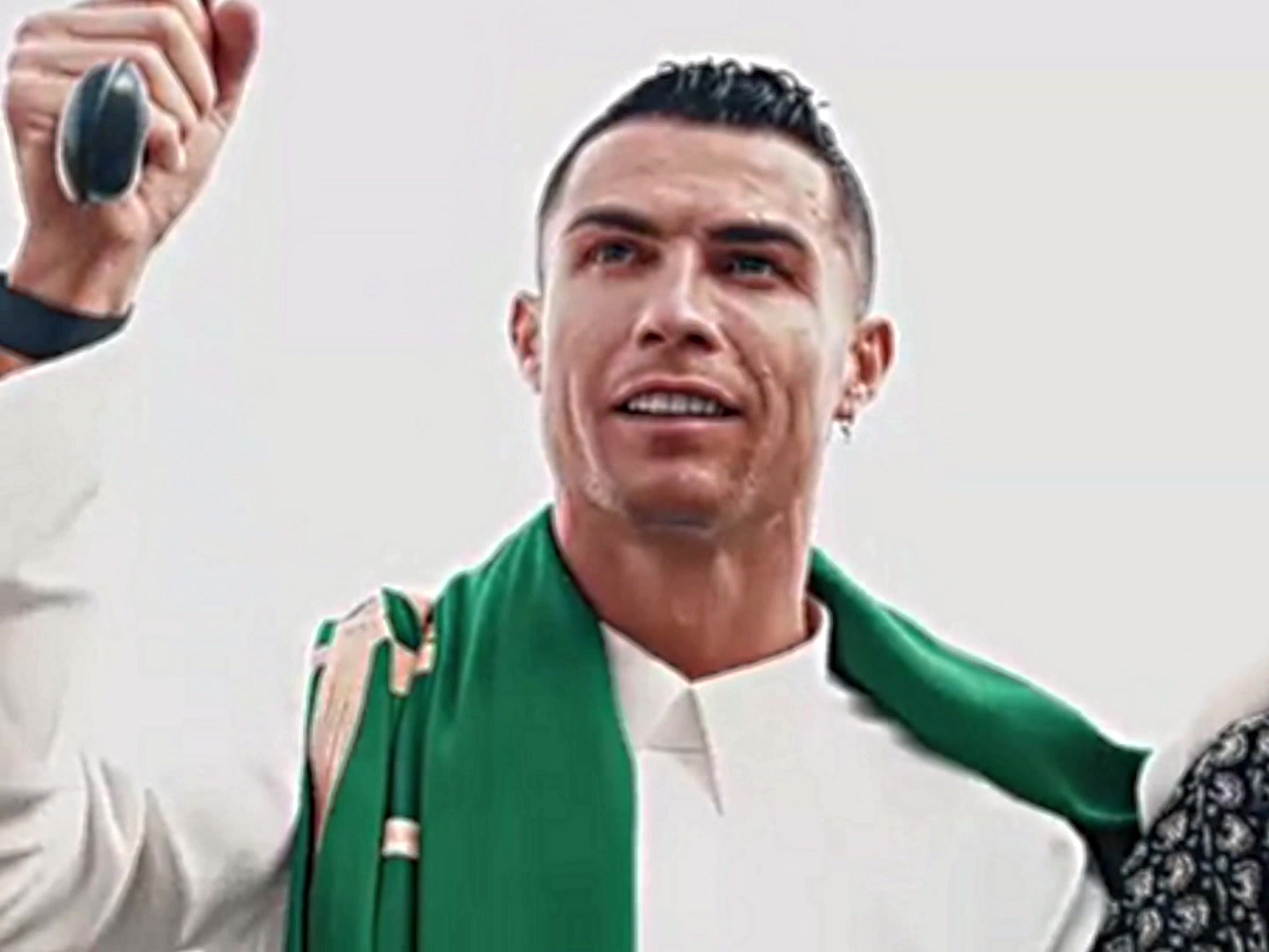 @CR7GOATx77