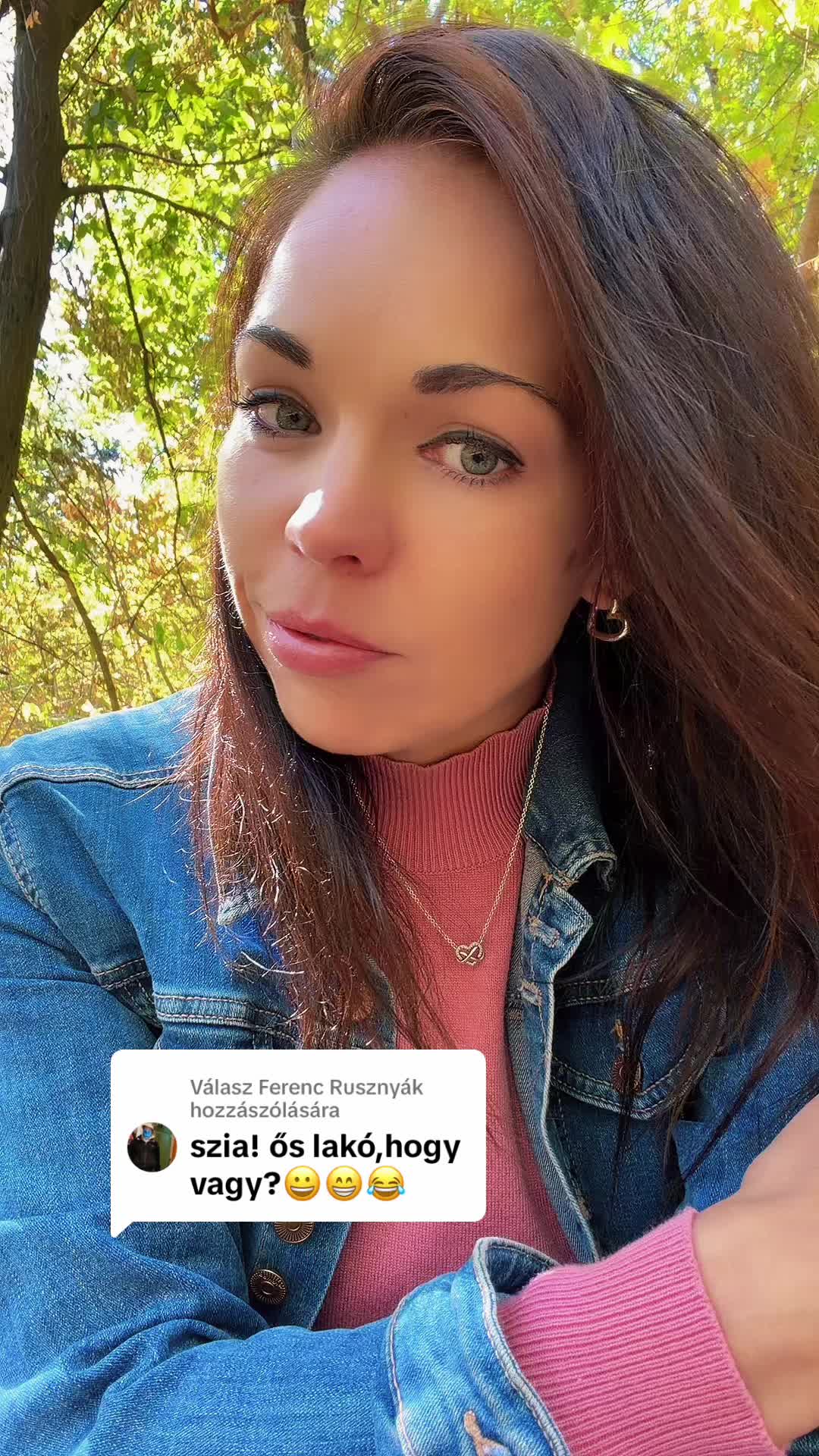 @S&aacute;ra Pongr&aacute;cz