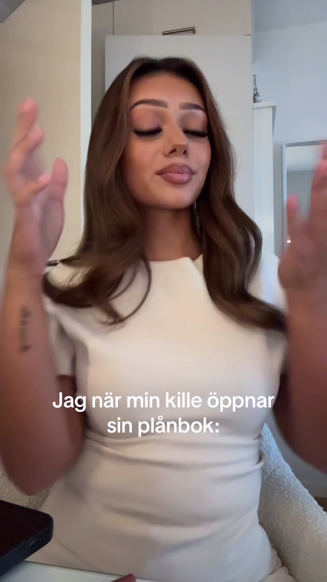 @CL
