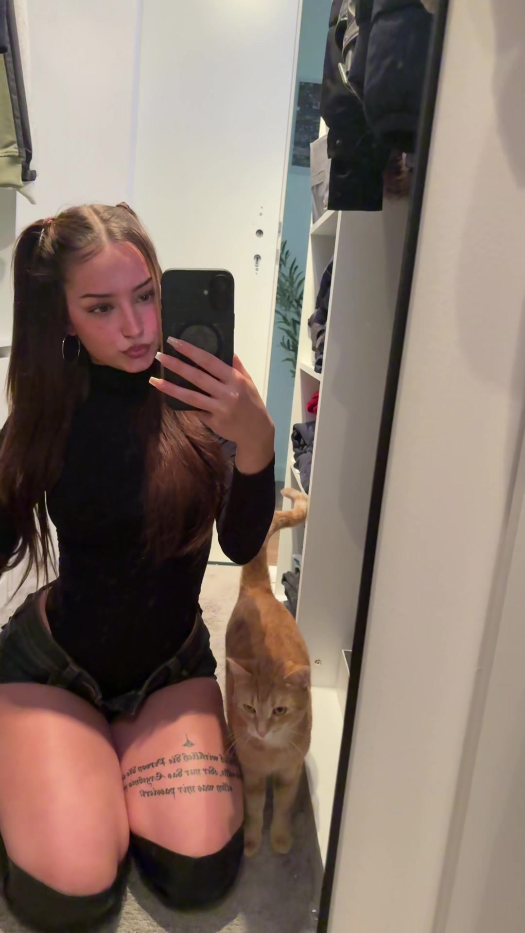 @𝐇𝐀𝐍𝐍𝐀𝐇𝐋𝐔𝐈𝐒𝐈𝐄𝐍𝐍𝐄