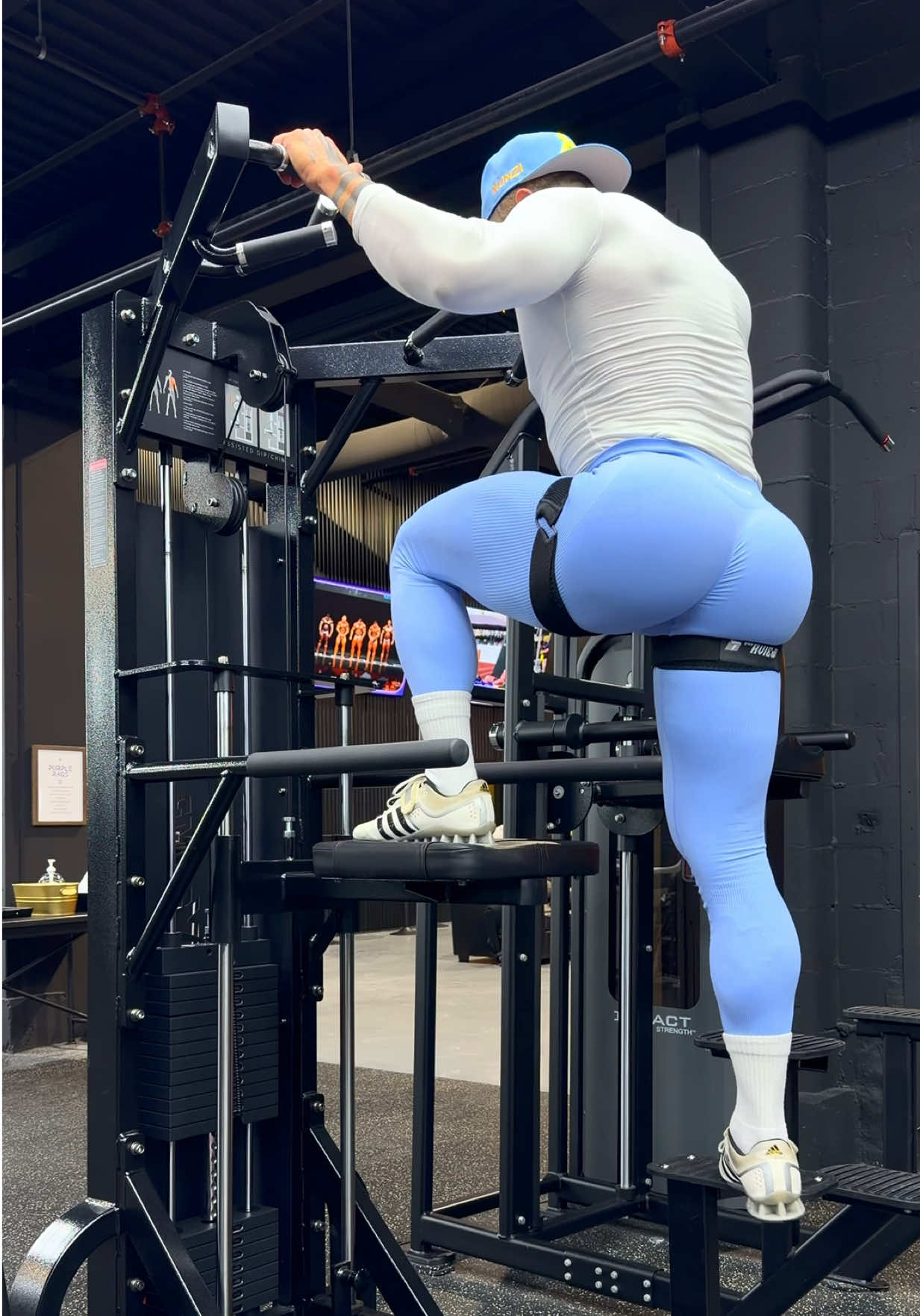 @NUNZI