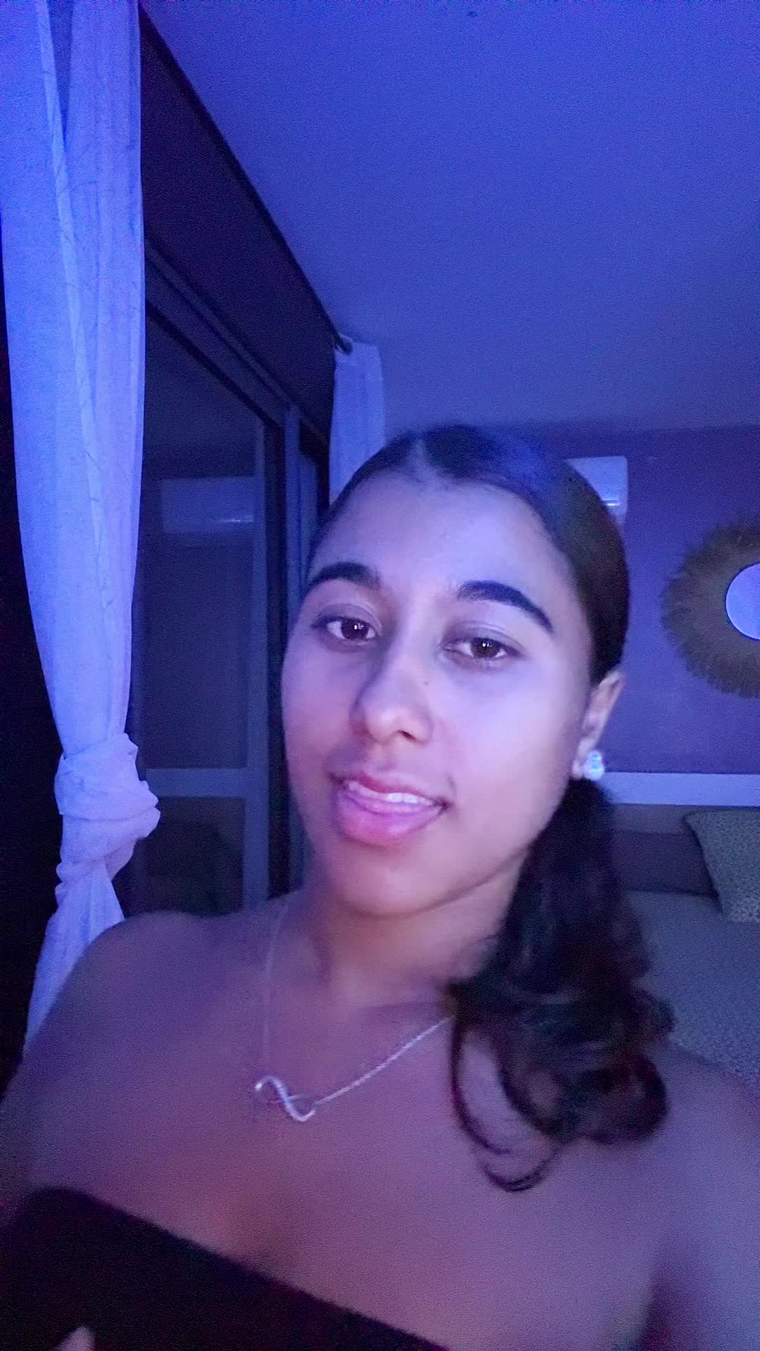 @𝐌𝐚𝐞𝐥𝐲s🌺