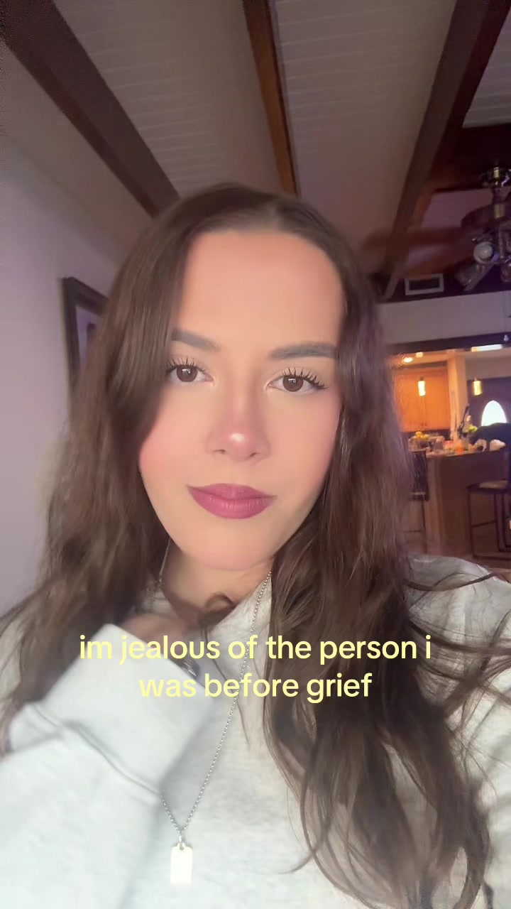 @alexis