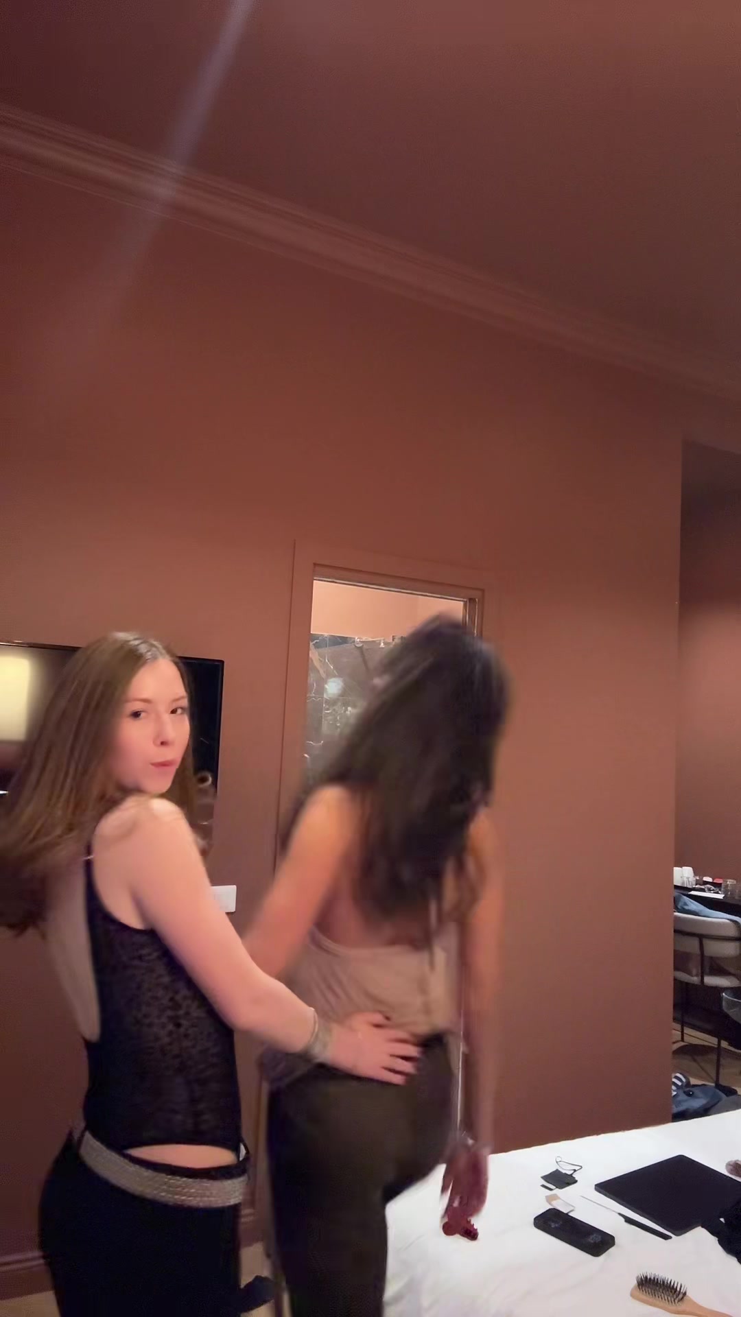 @Lolamanuel