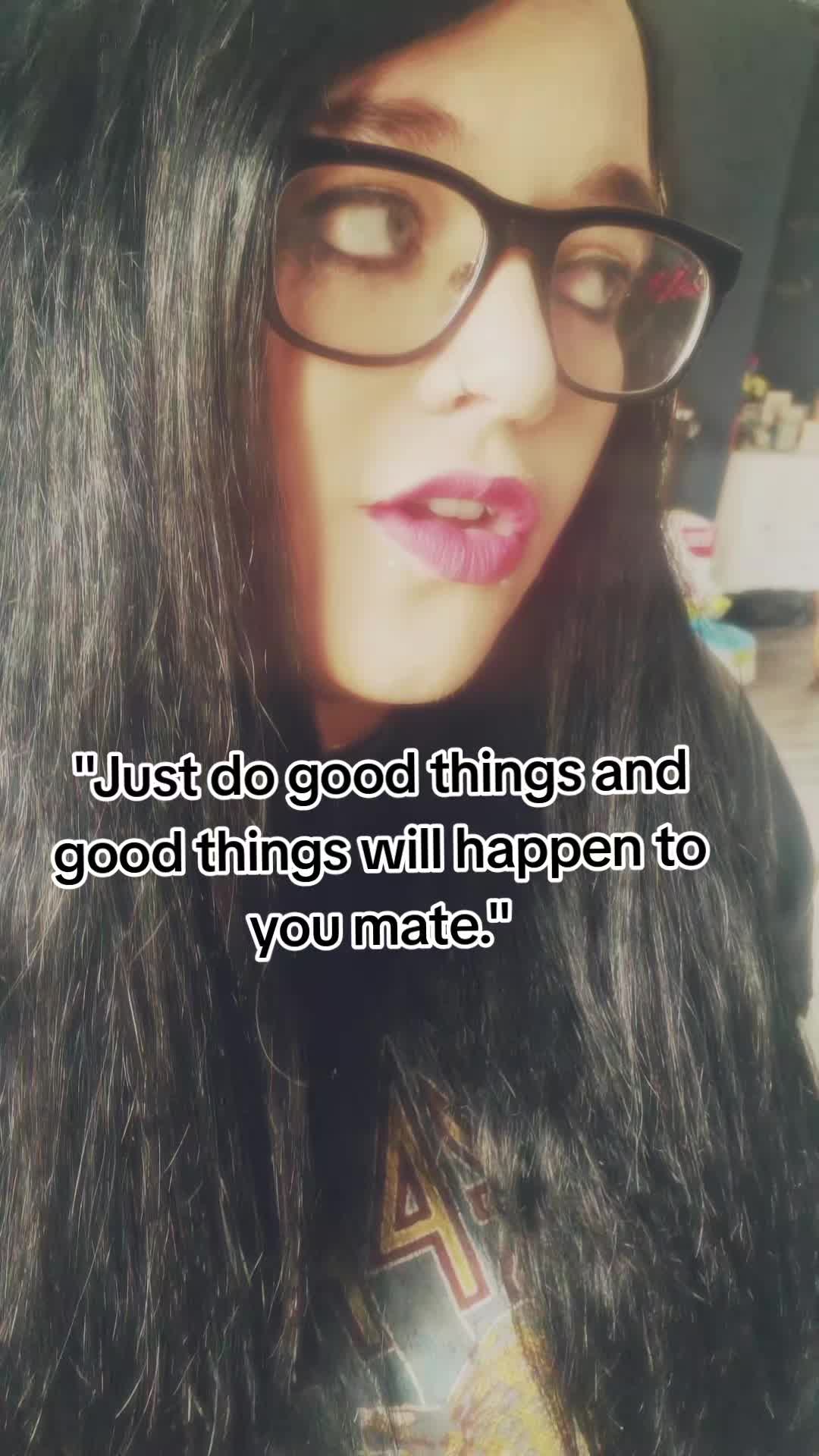 @🖤💜 Elle Lou 💜🖤
