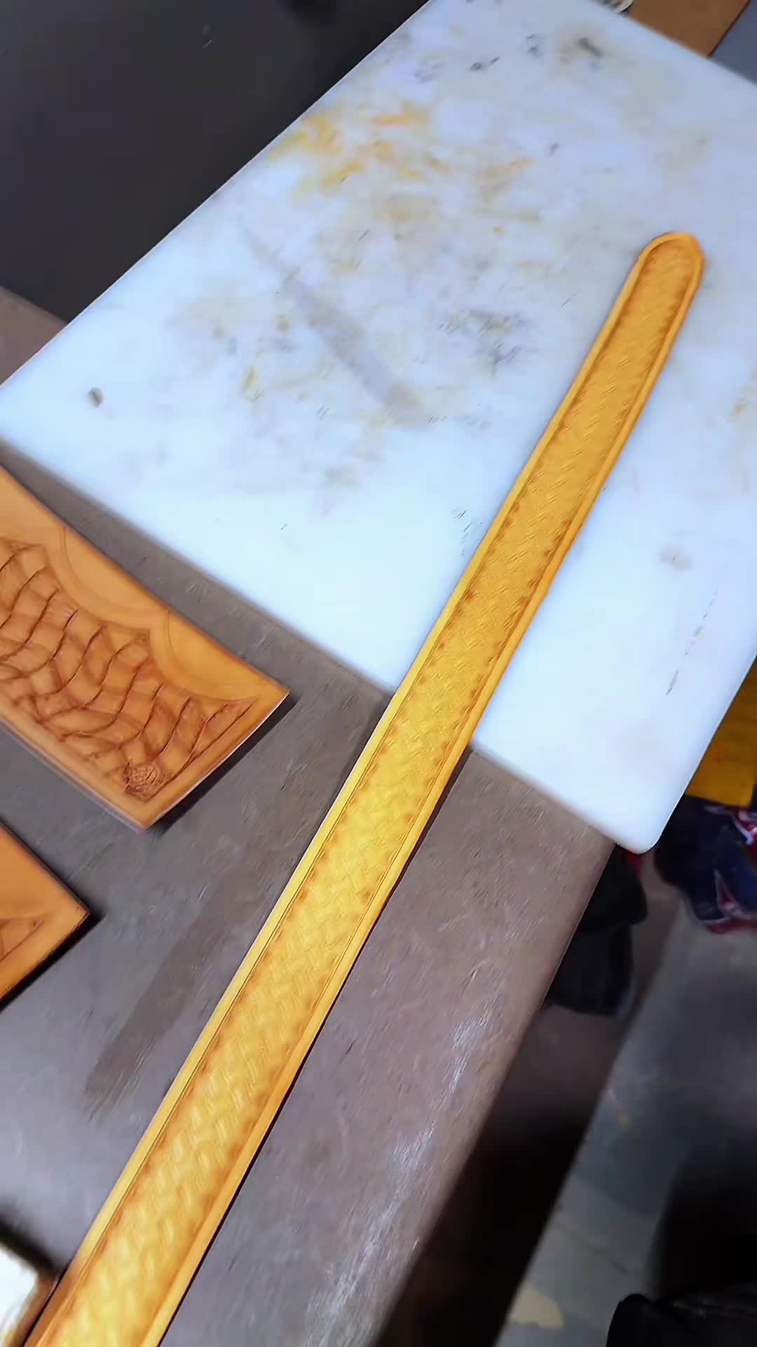 @FireLillyLeather