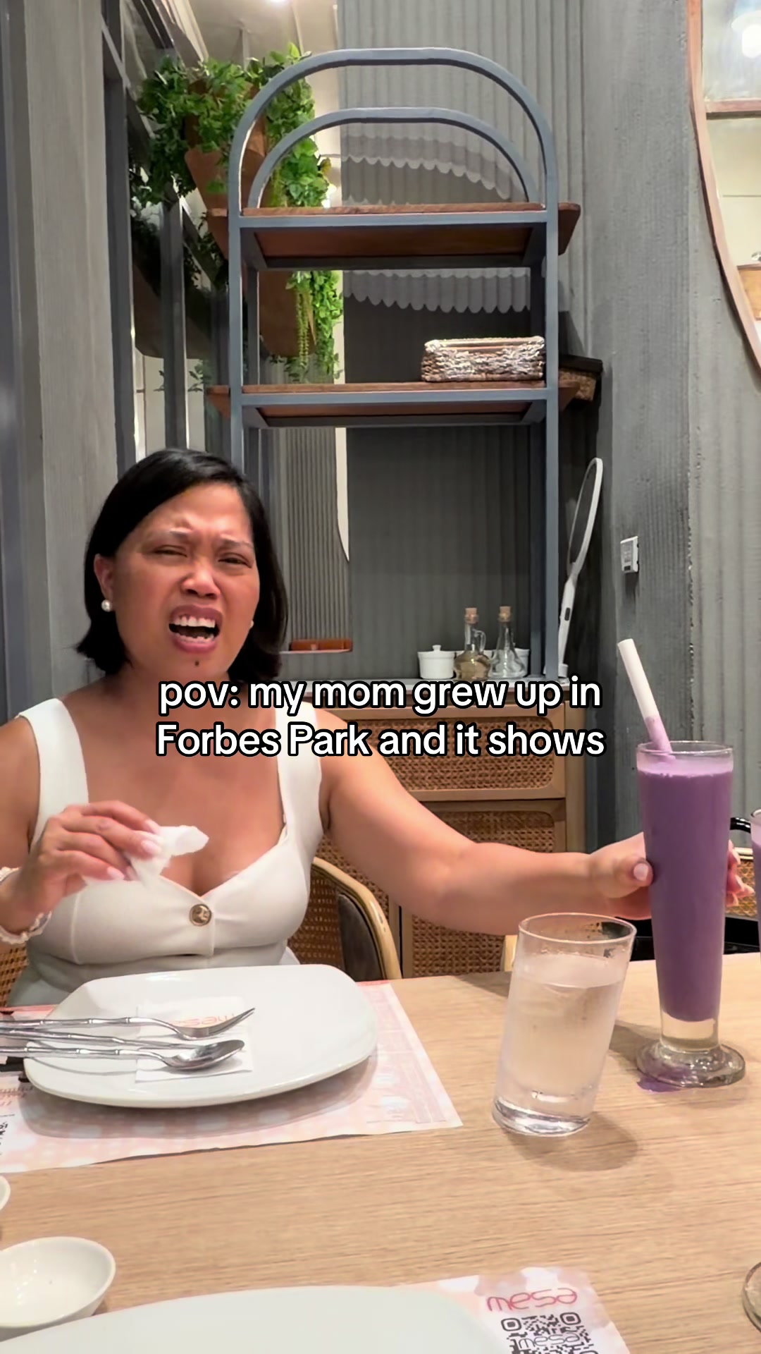 @Shania