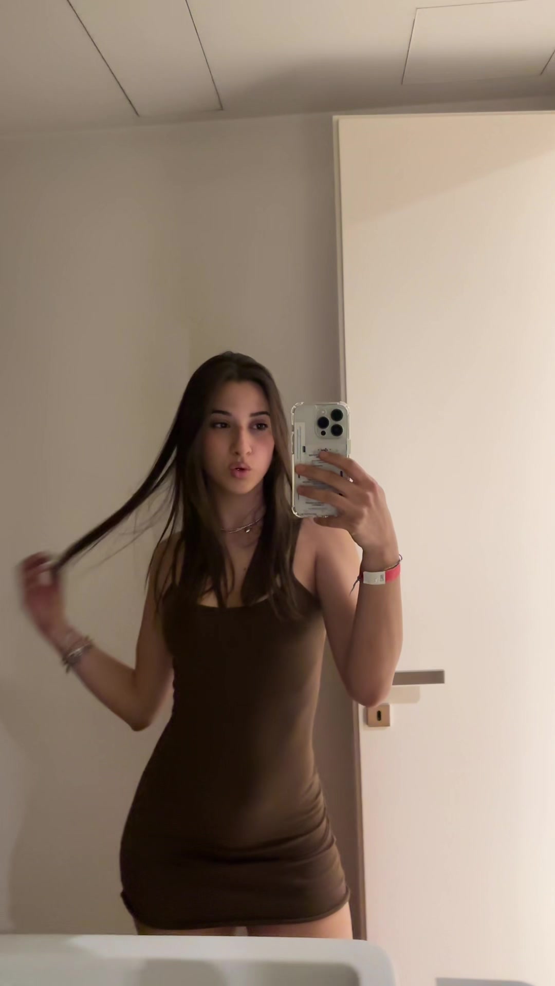 @iovanesara