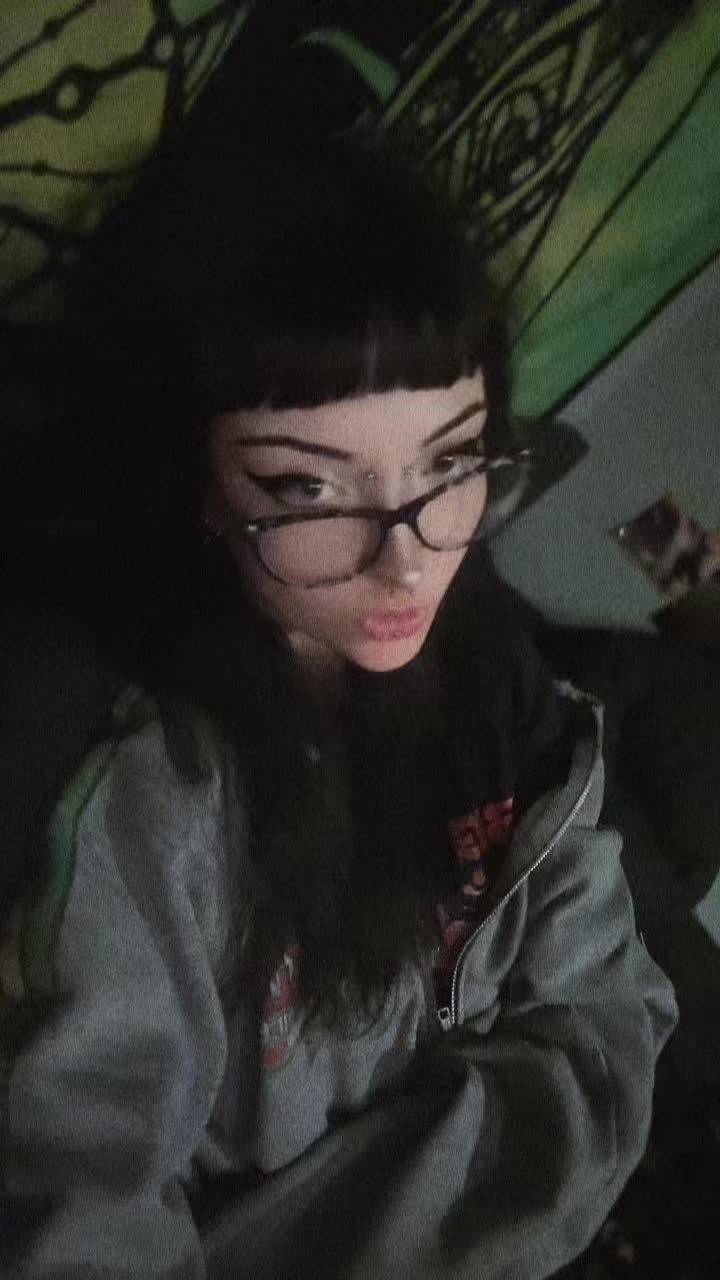 @Aphen🧟♀️