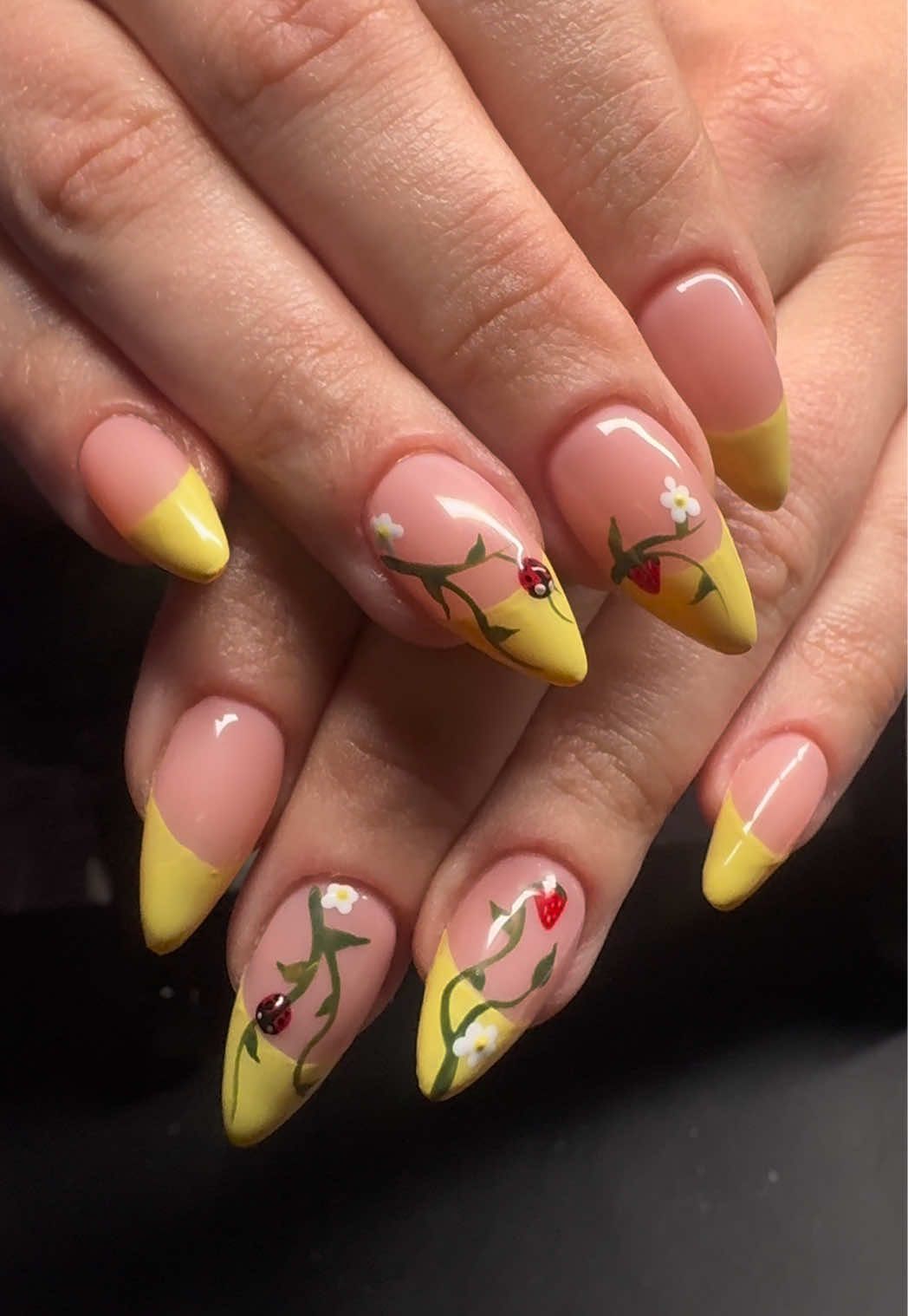 @Violet | Denver nail tech