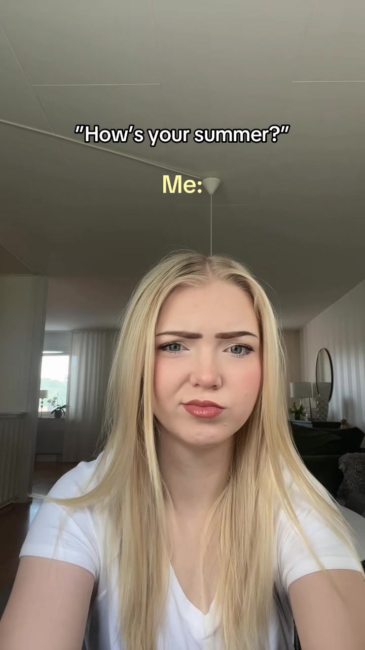 @๐ ๐
๐ซ๐๐ฅ๐ฅ๐๐ง ๐