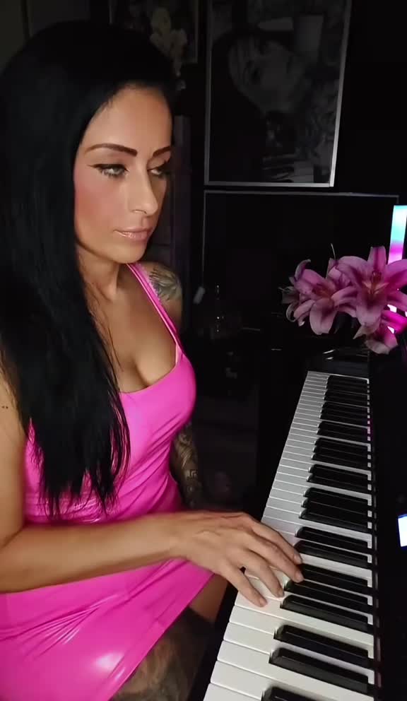 @Lili4you®️🎹🎙️🎶