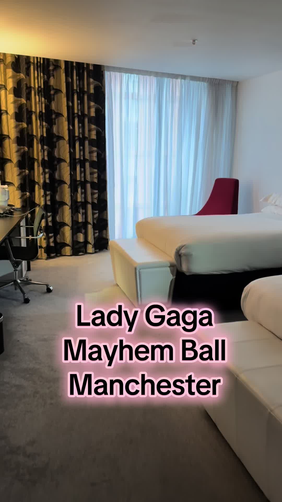 @layneyslifeandtravel