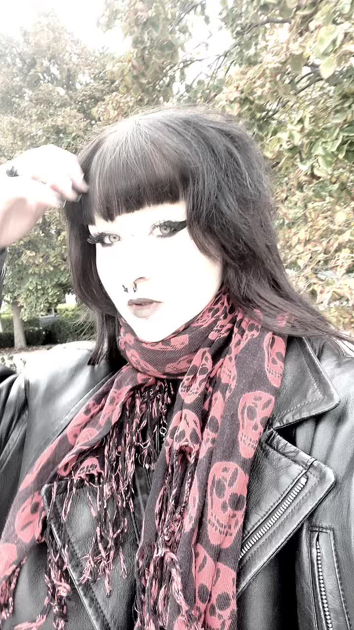 @🕷️𝔍𝔲𝔩𝔦𝔞🕷️
