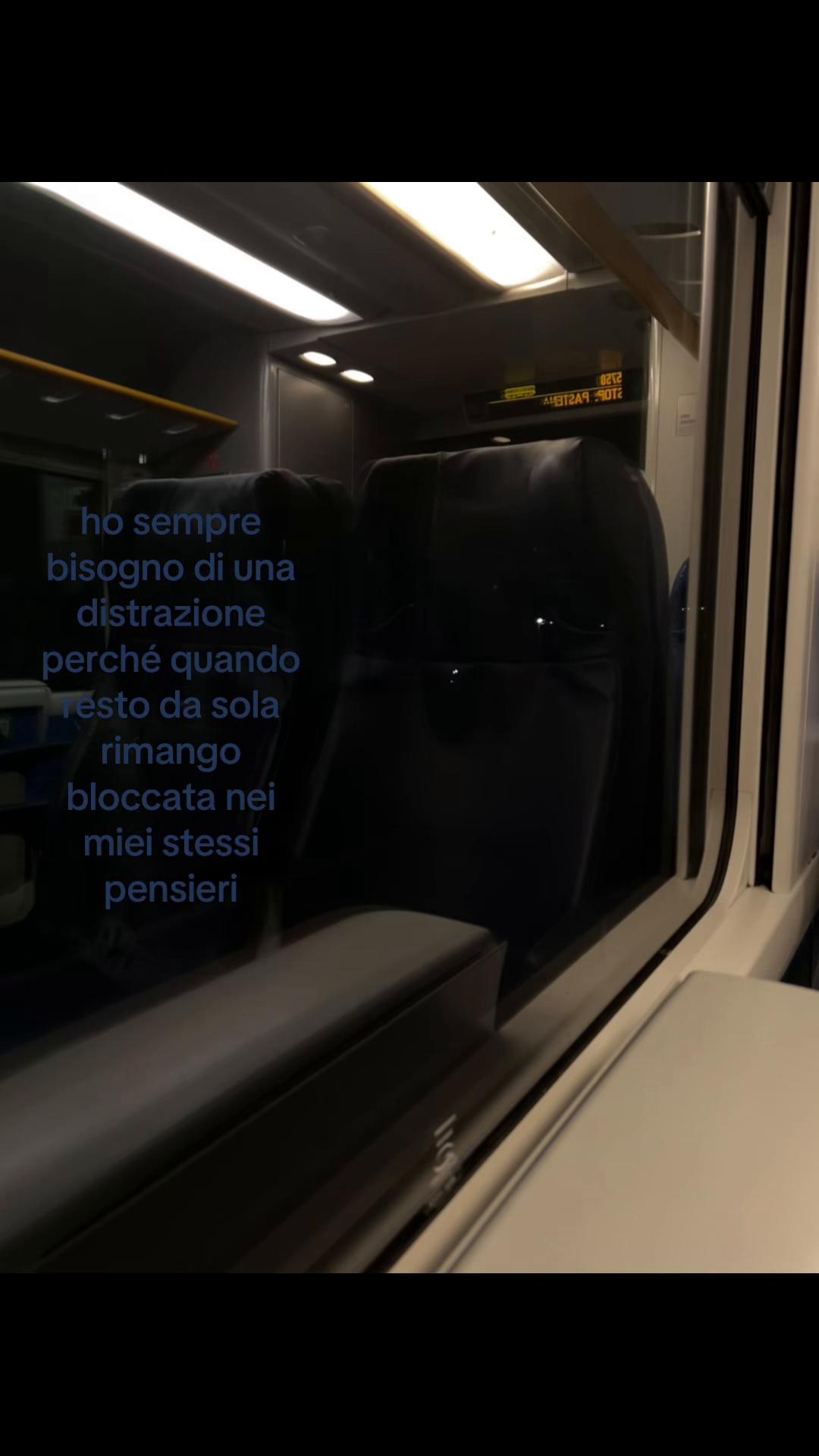 @⃟