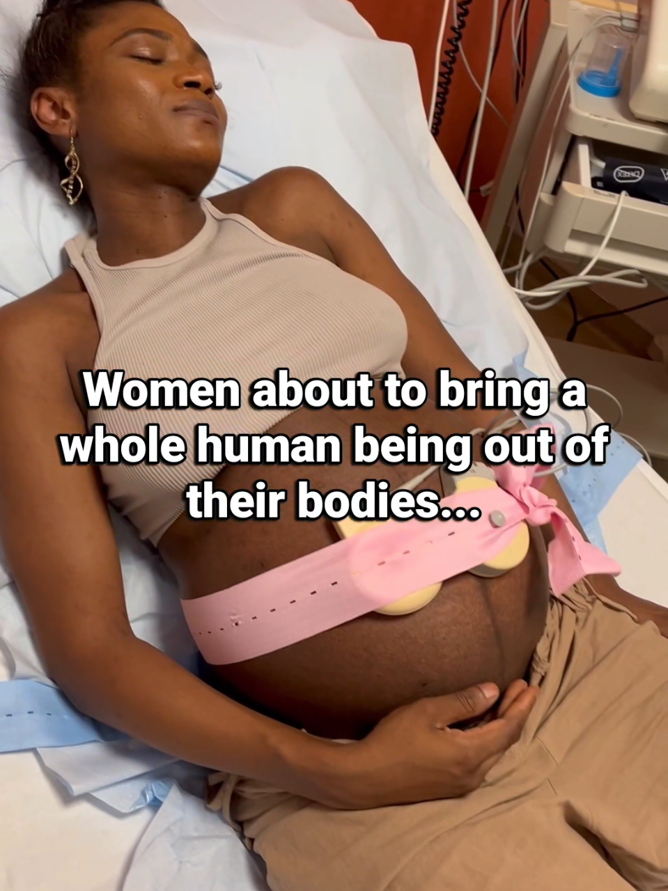 @Sarauniya | Motherhood Abroad