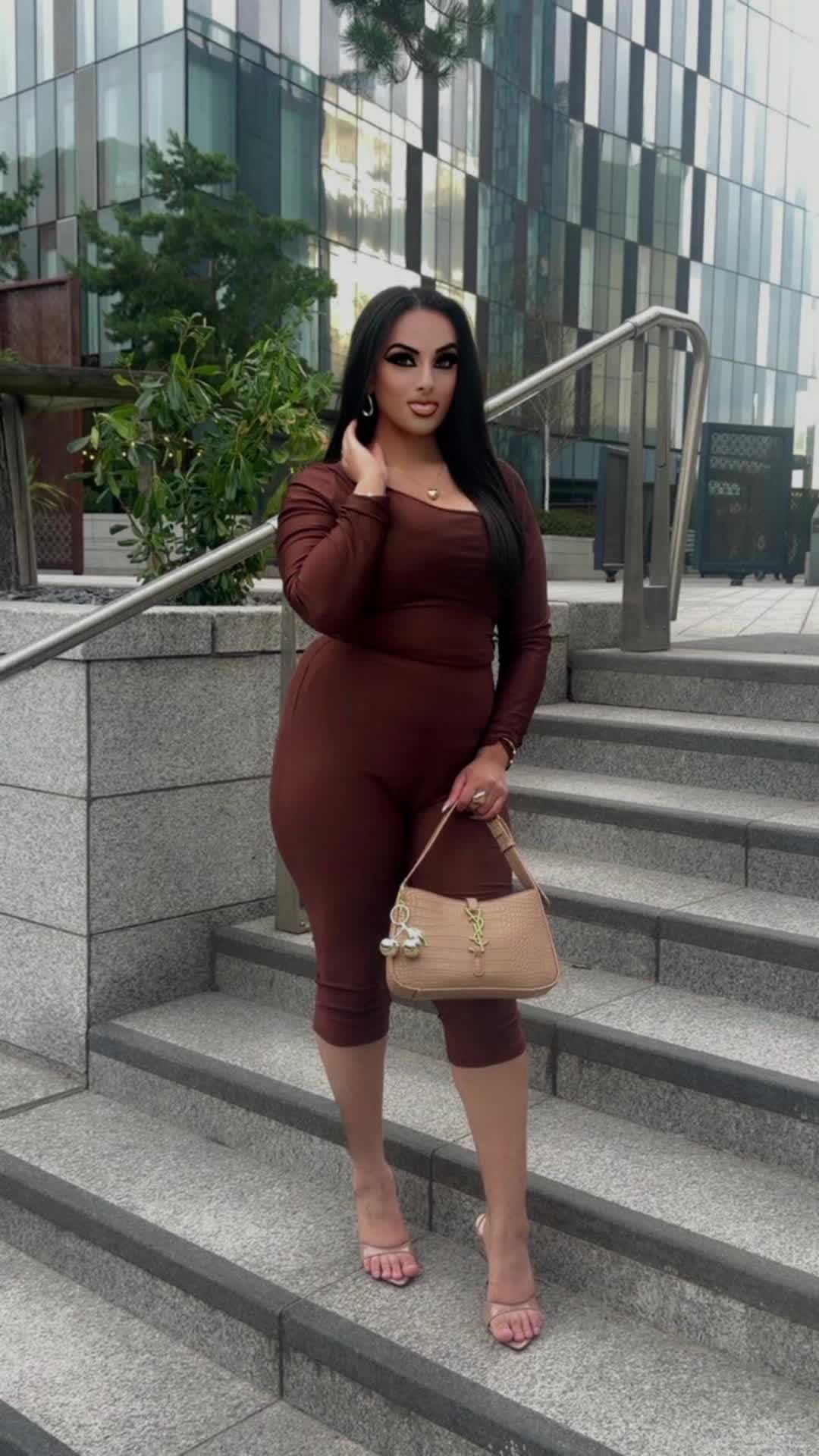 @Heenaaaxo