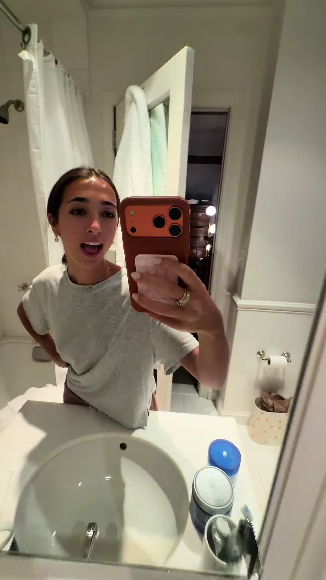 @MaxineZuriff