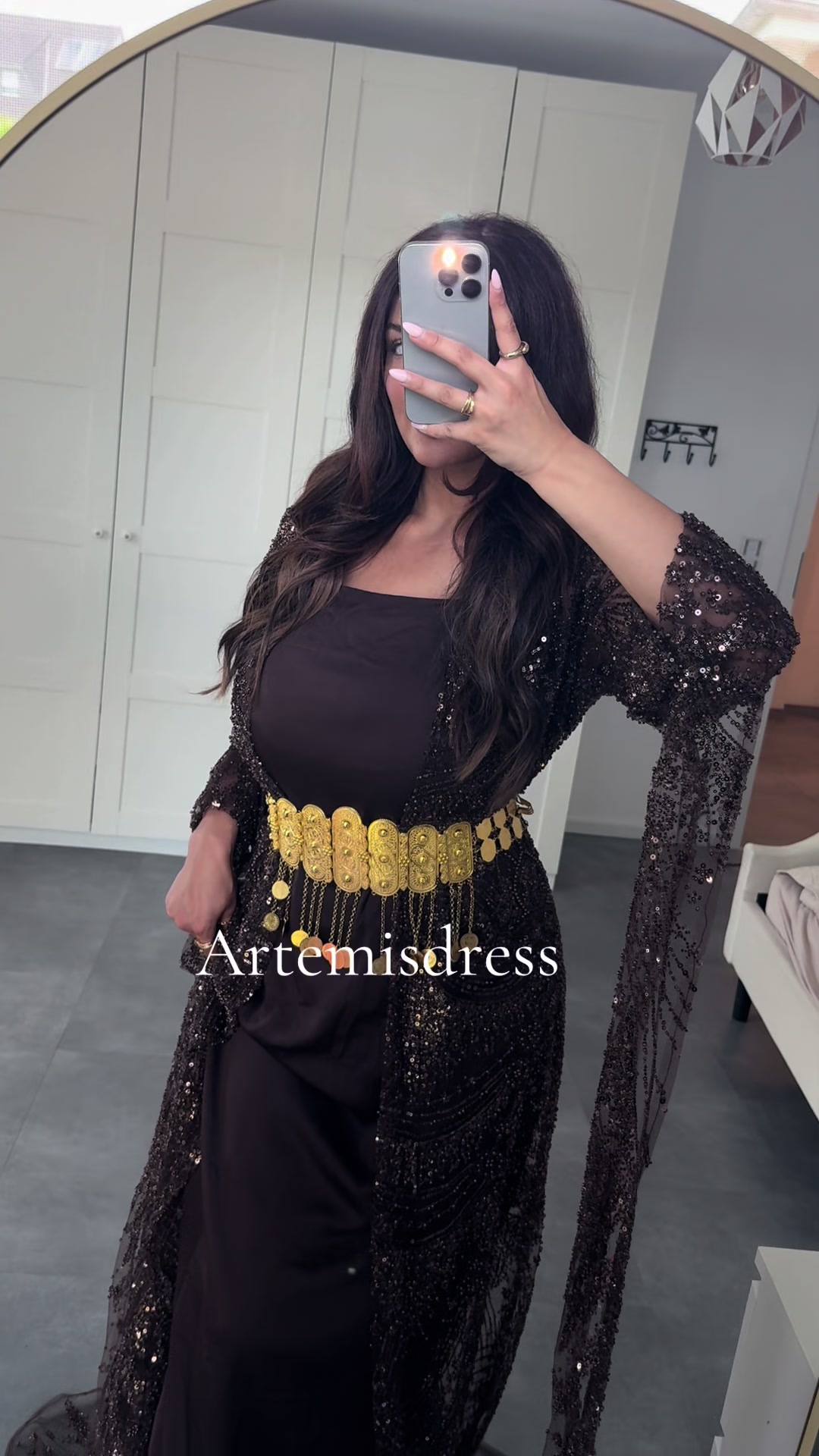 @artemisdress