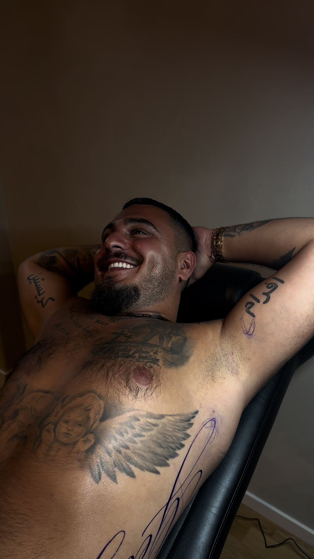 @Blackcheeep