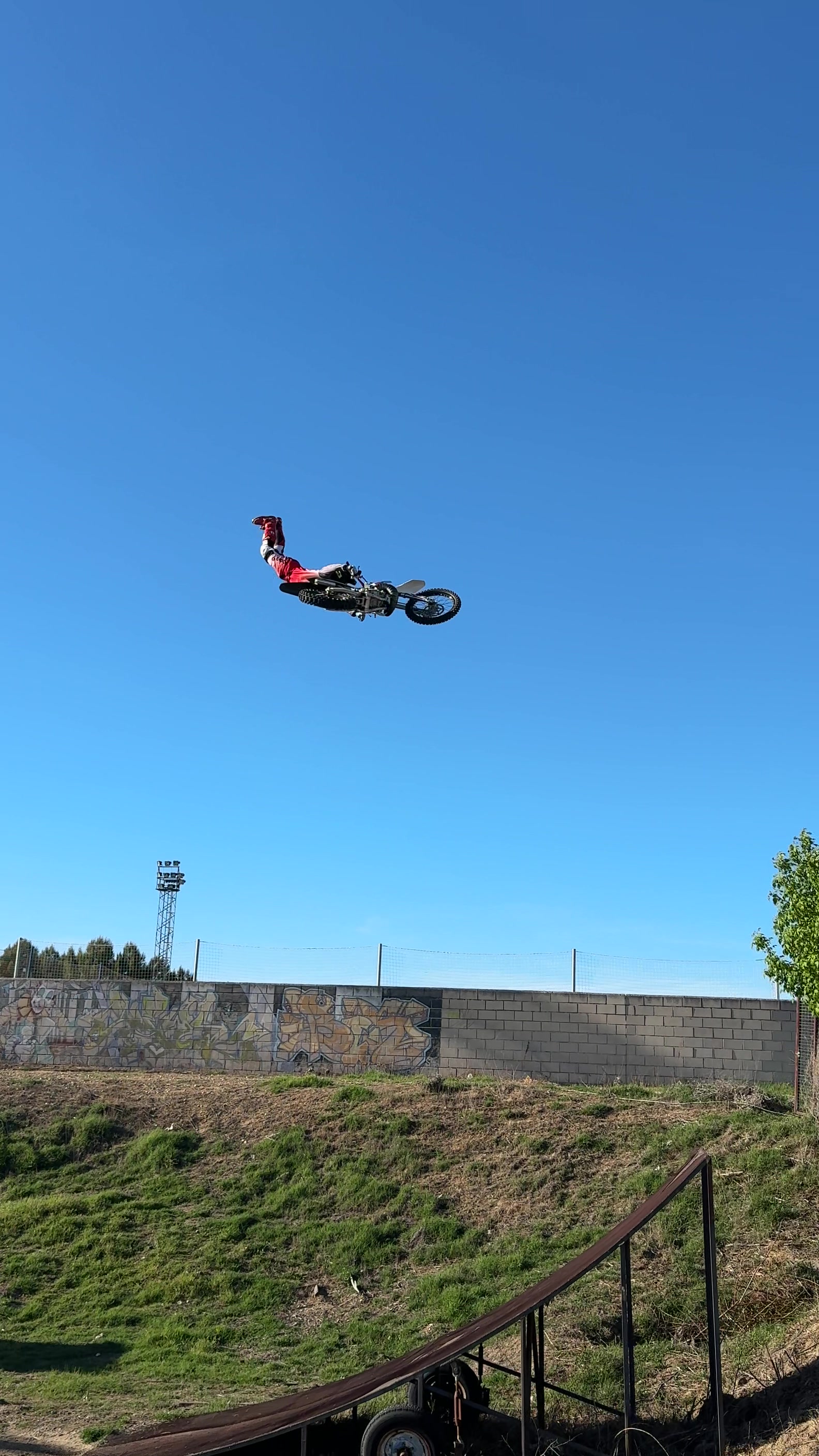 @Pedro Moreno Fmx