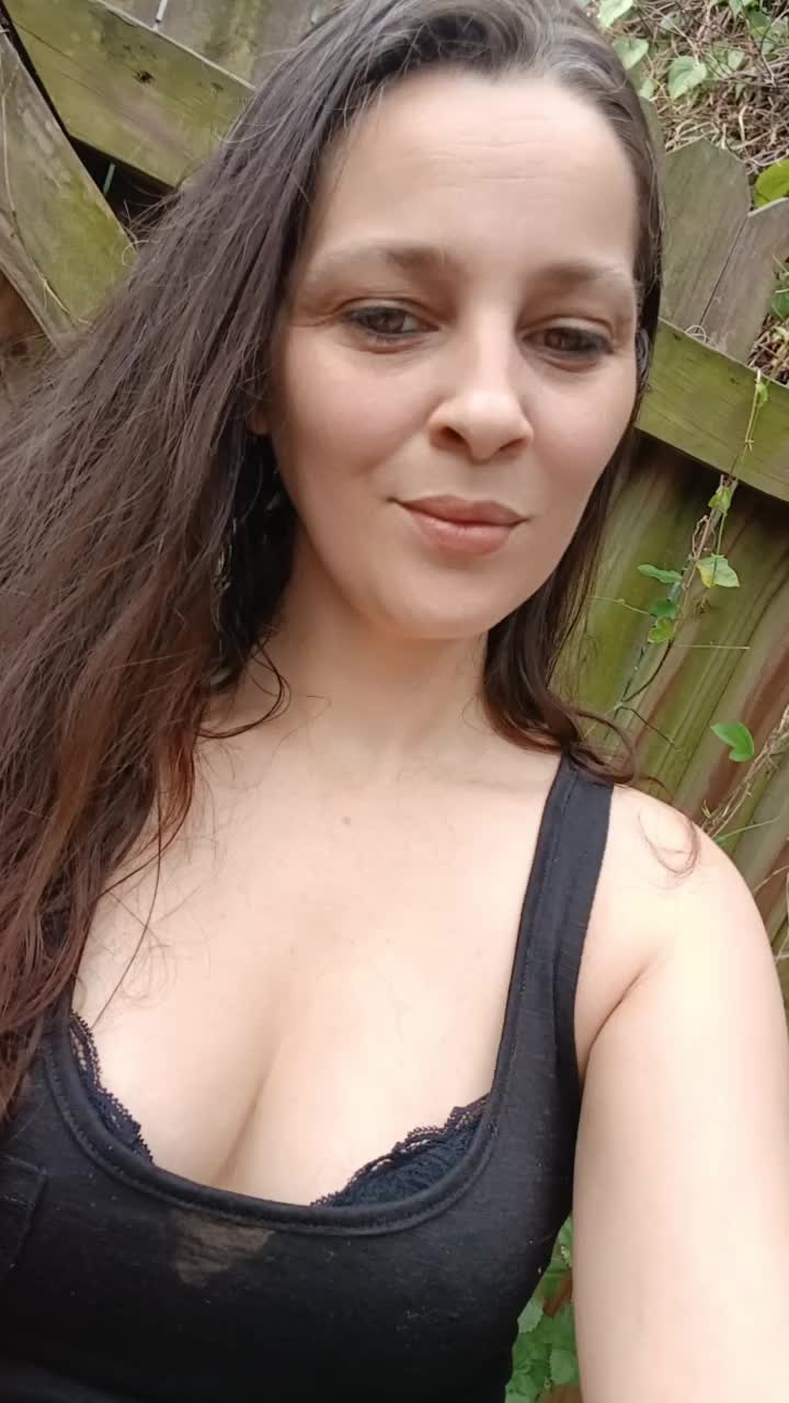 @Nikki smokealot