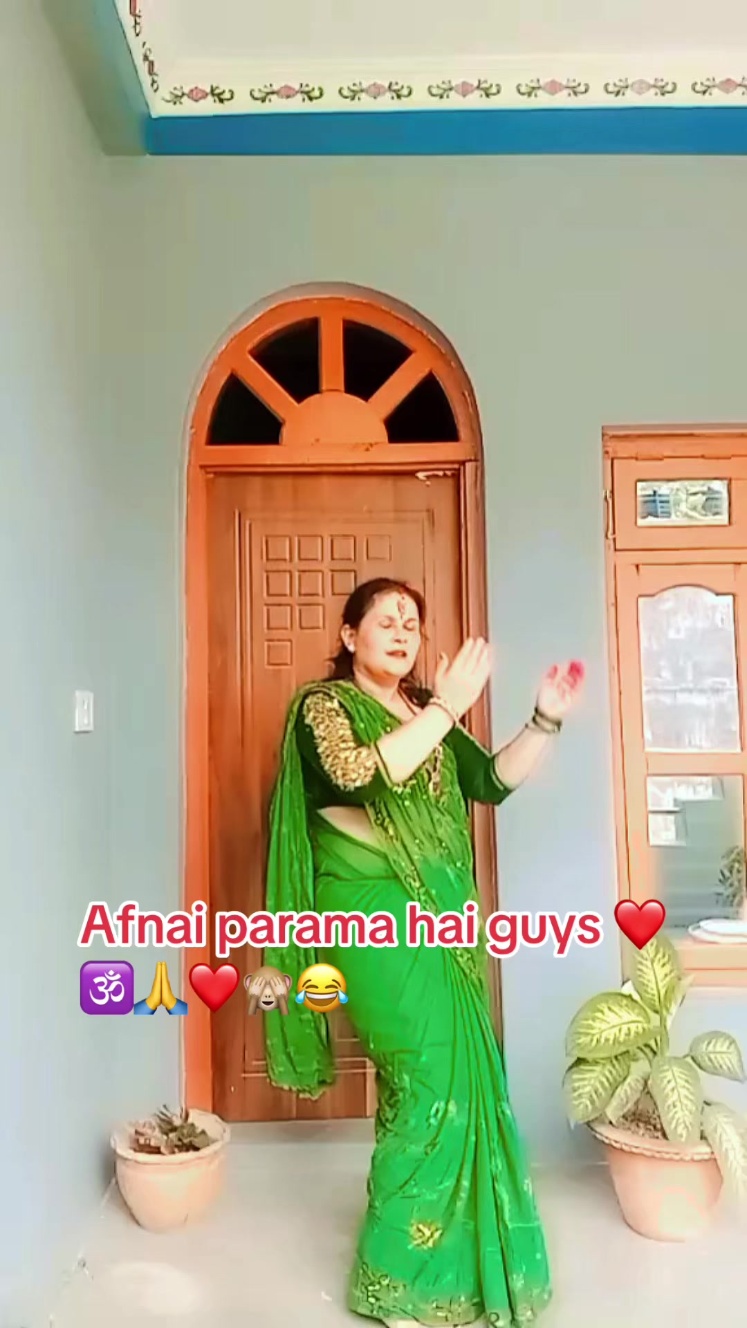 @Mina Oli