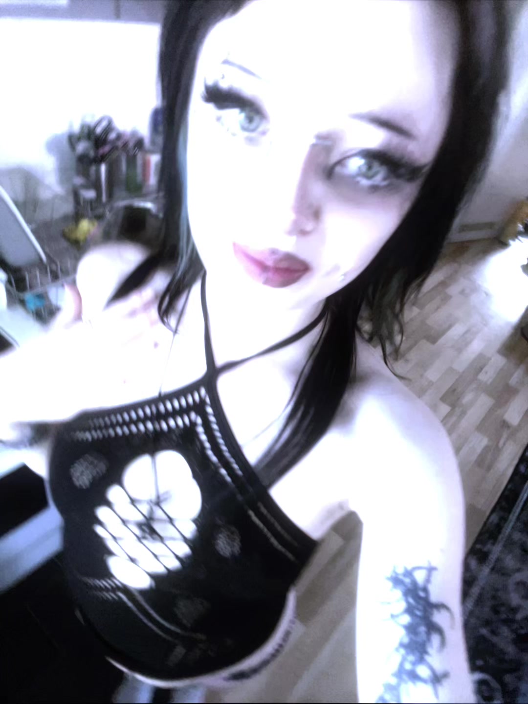@lily ⛓️🖤