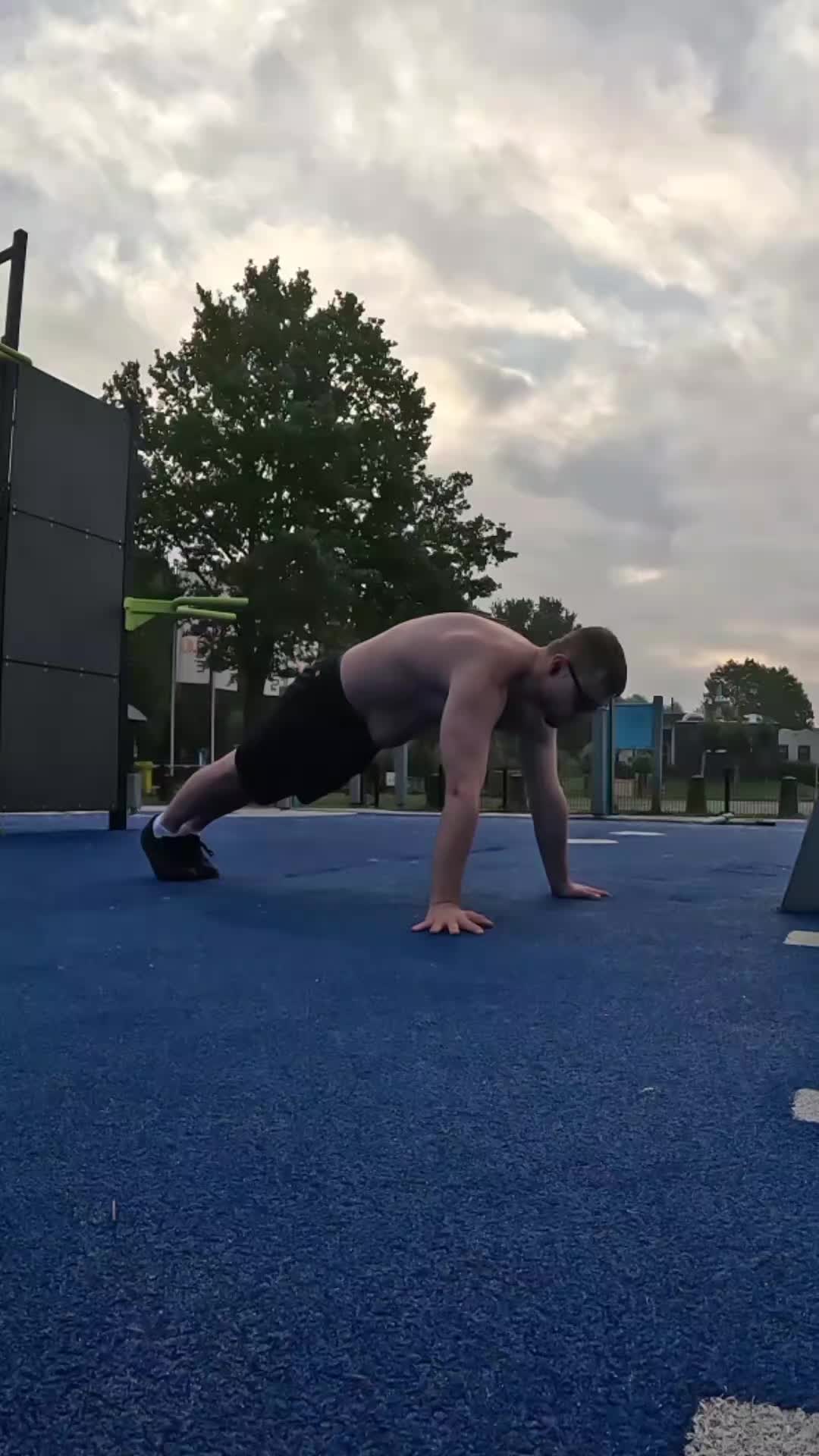 @CalistheNick