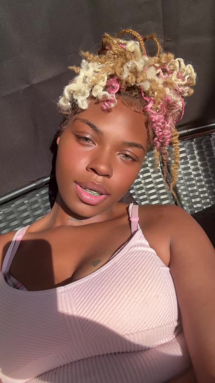 @Laniyahrena