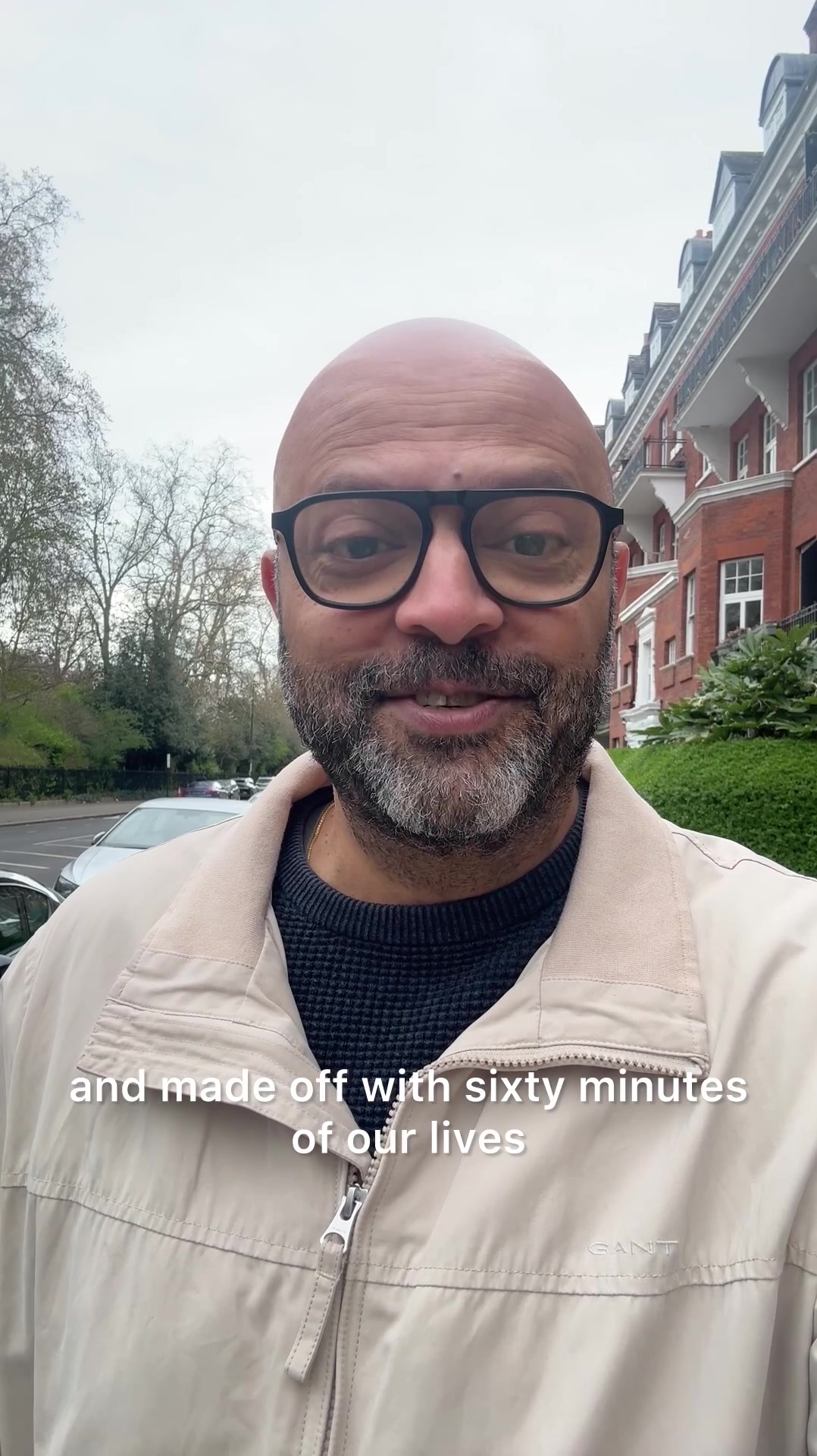 @thetravelingprofessor