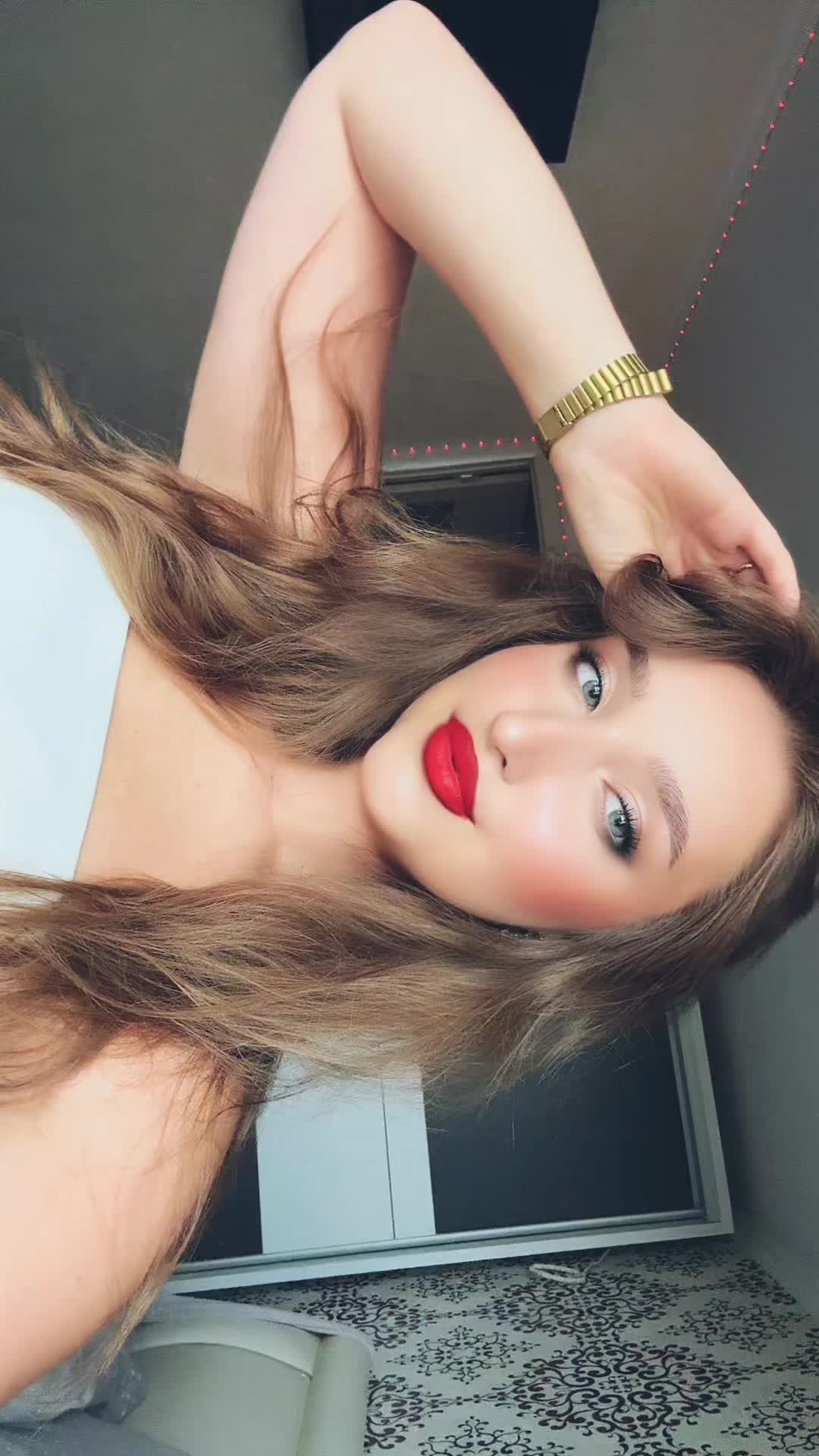 @ADELINA T | CONTENT CREATOR 💎