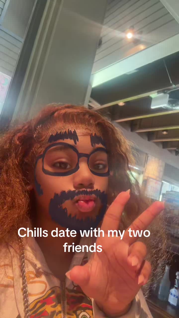 @elaineeberry
