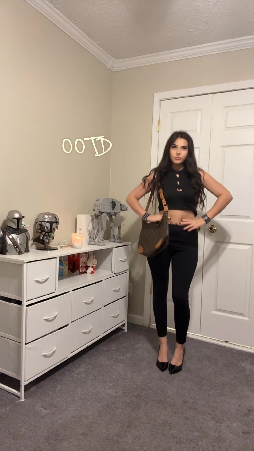 @Chloe