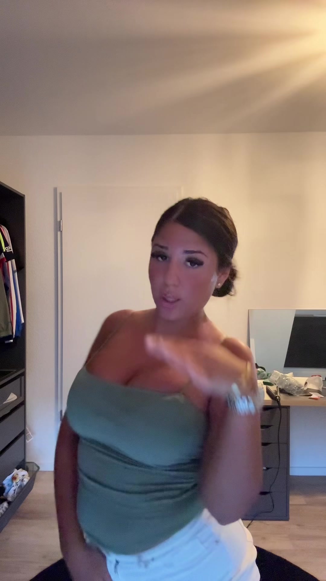 @47