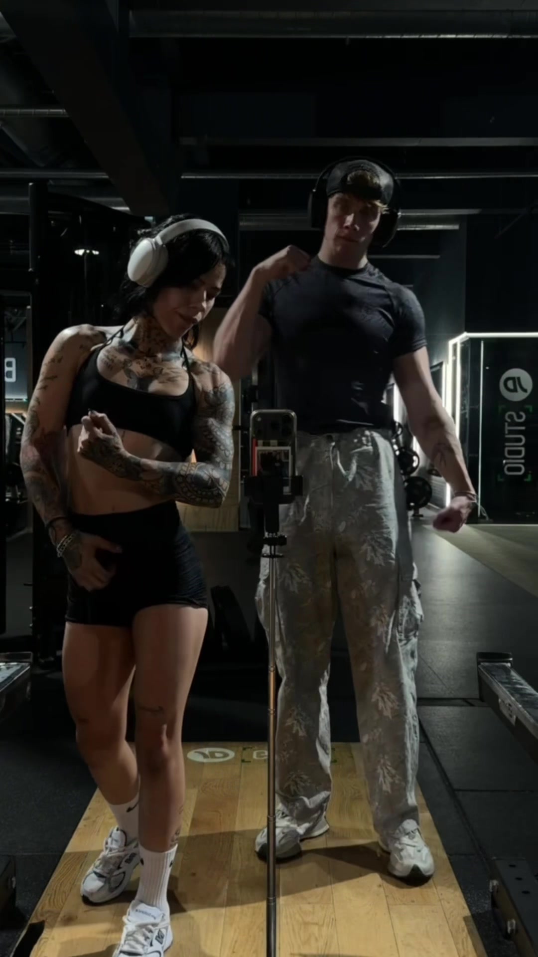 @elleynatasha_LiFtS