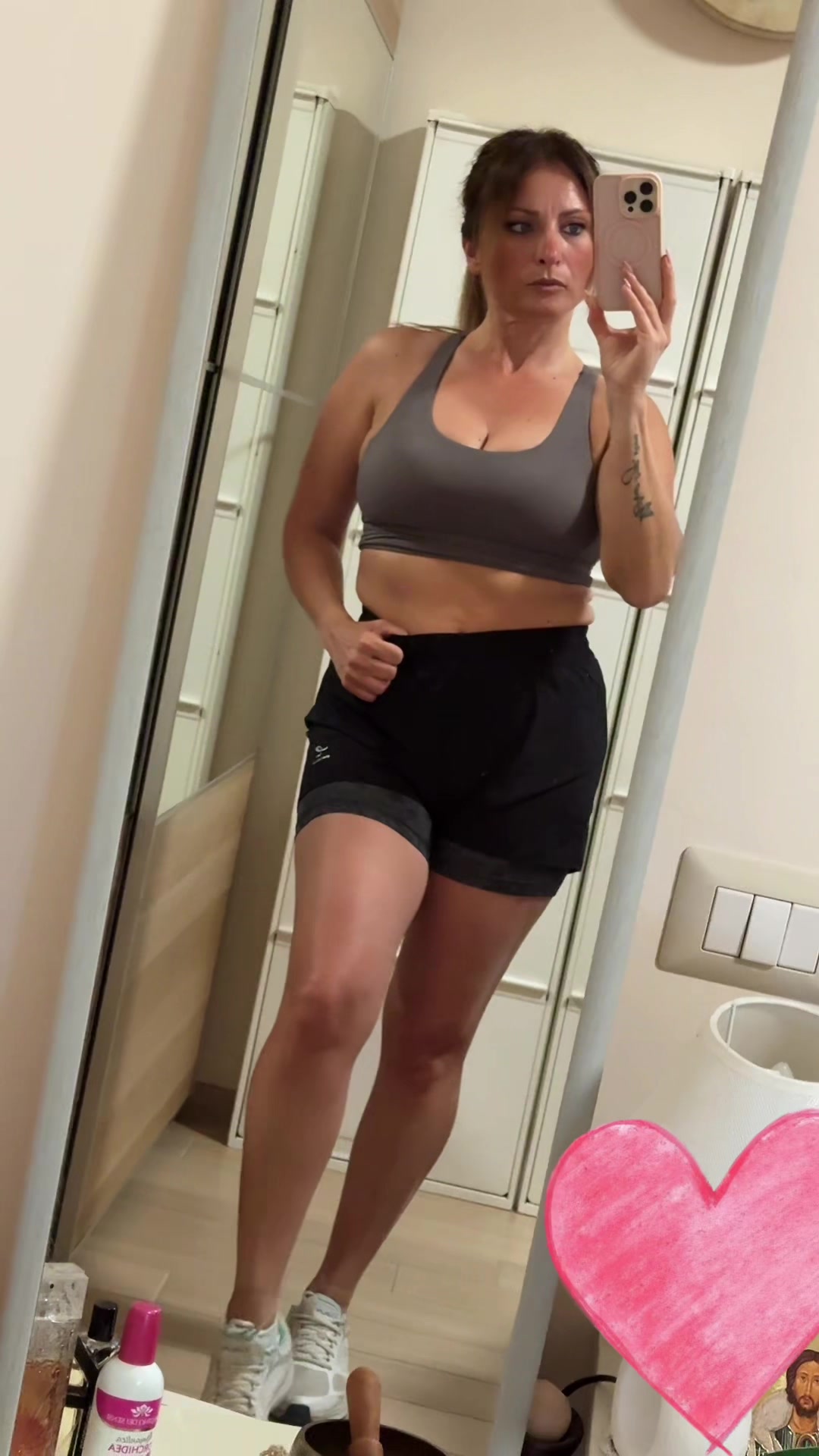 @dinapascucci
