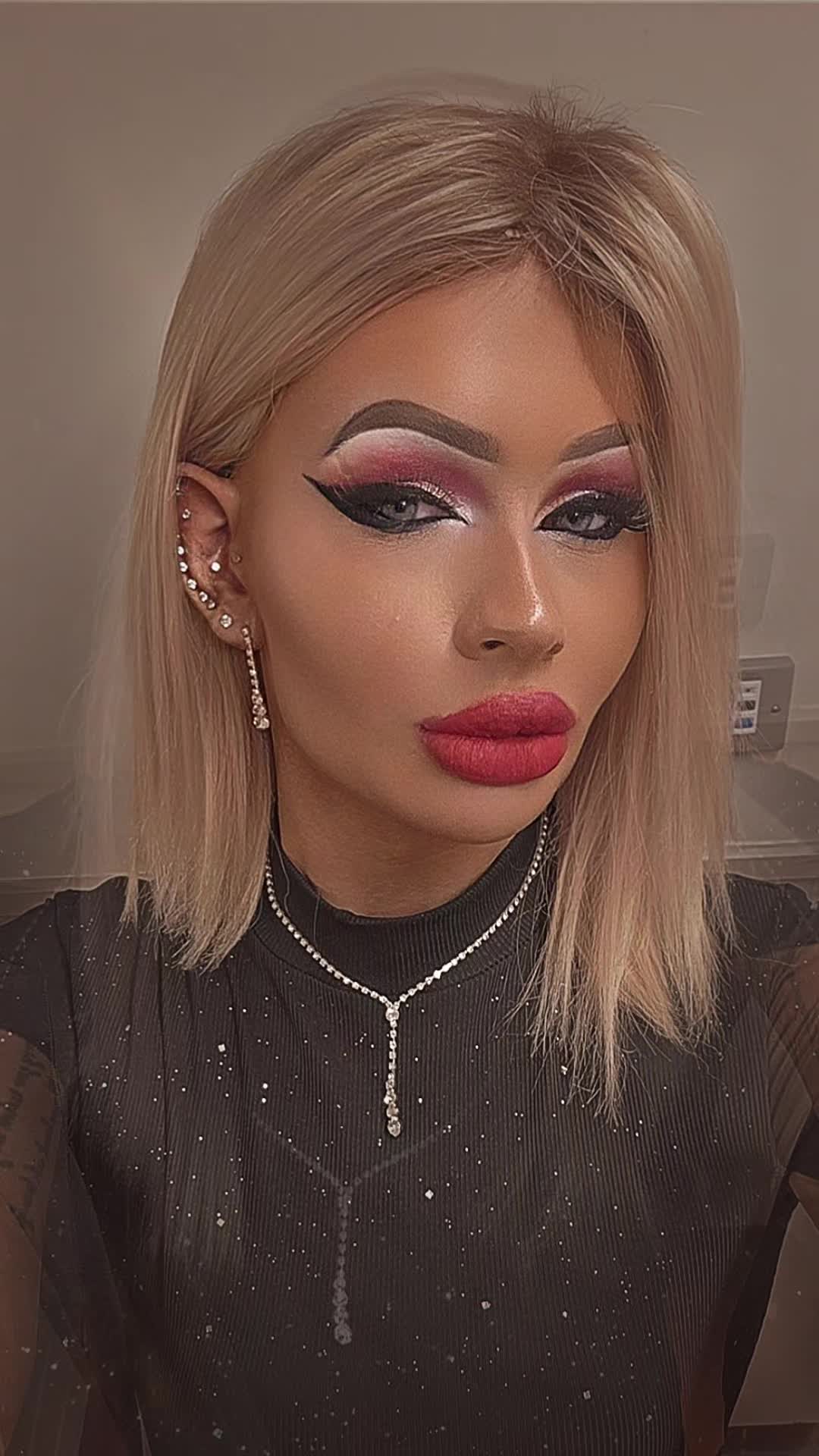 @💋ƁAŔBIĚ💋