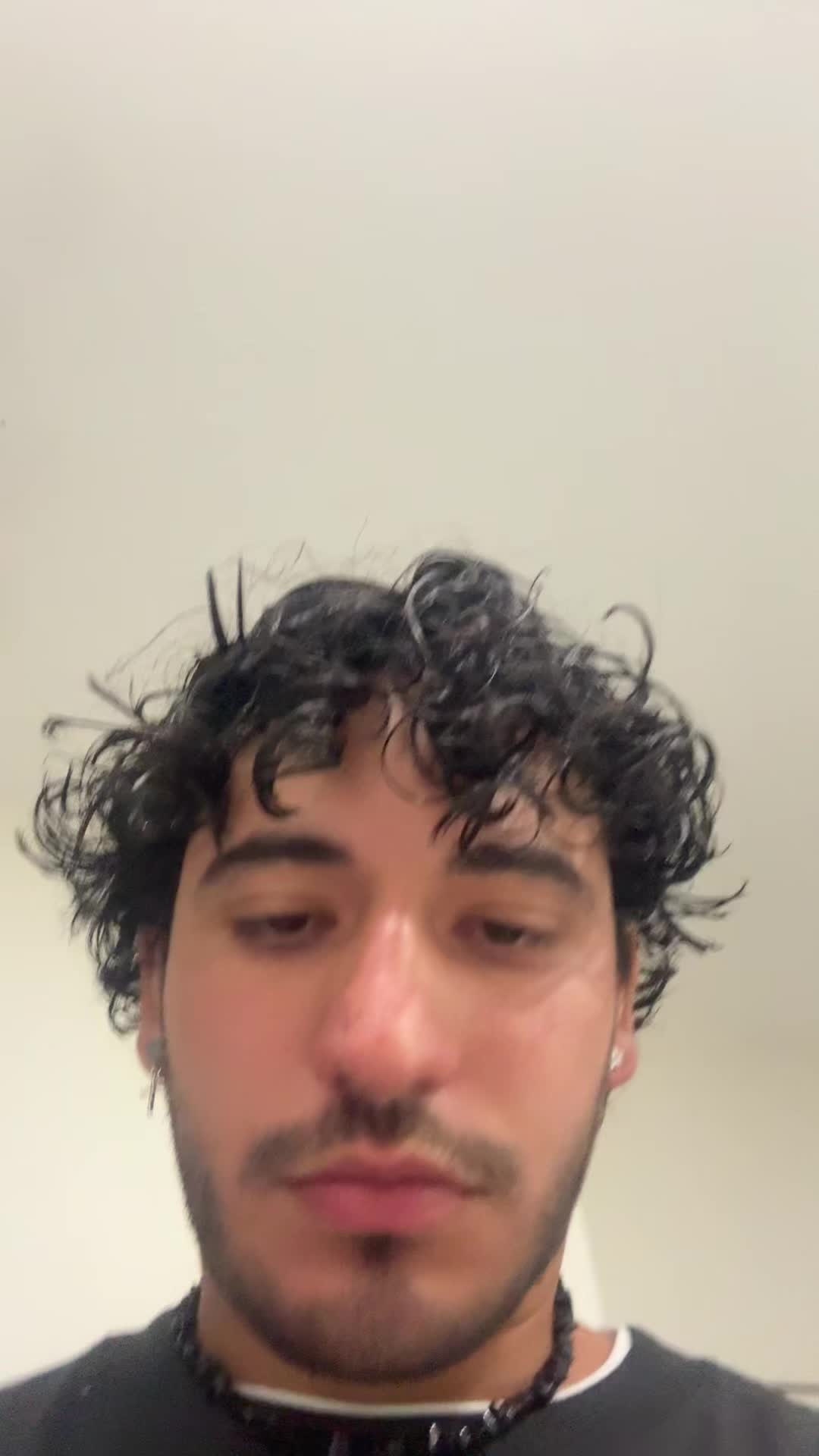 @Este6126