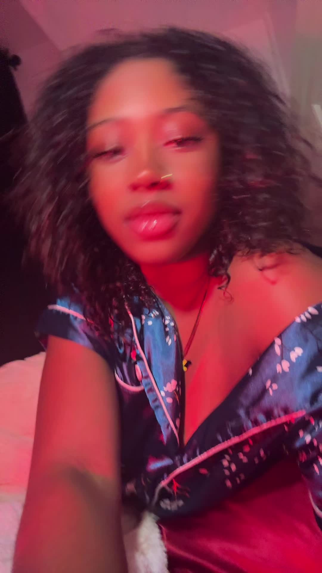 @_.Indianna🇯🇲