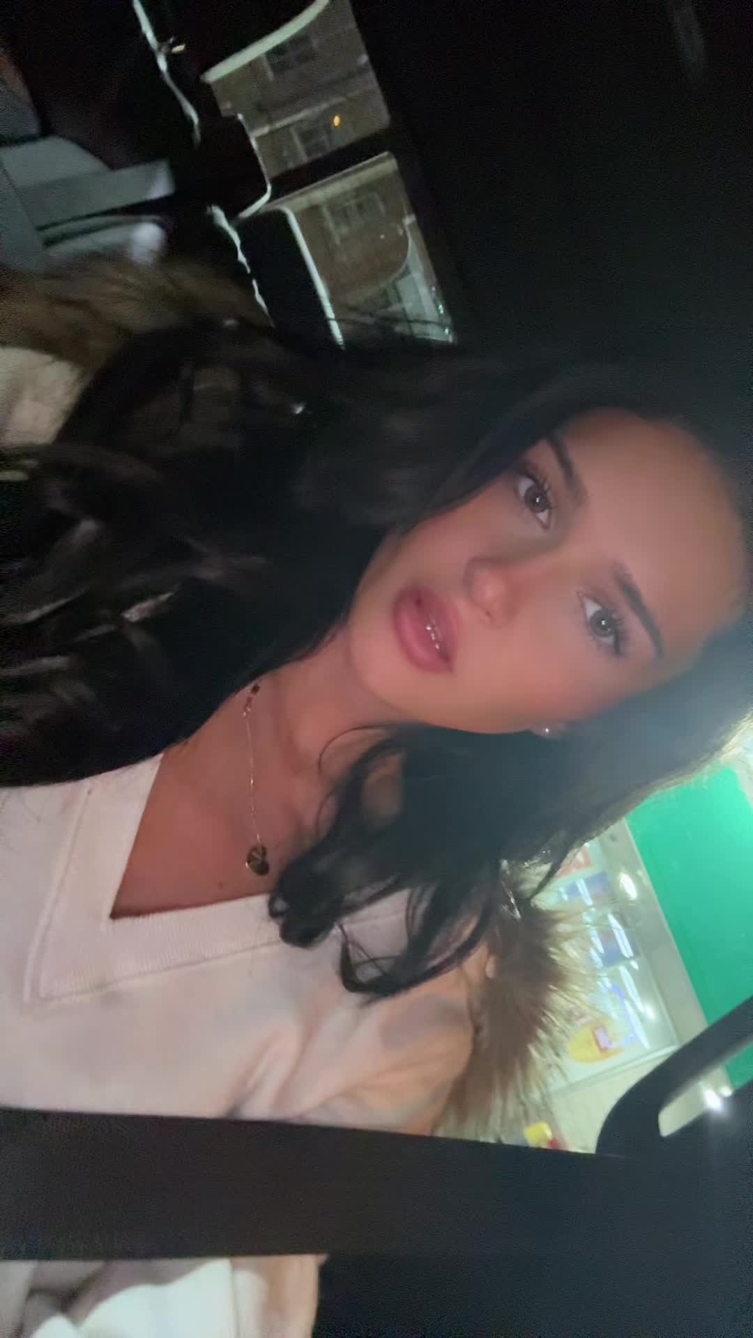 @BreezyXo
