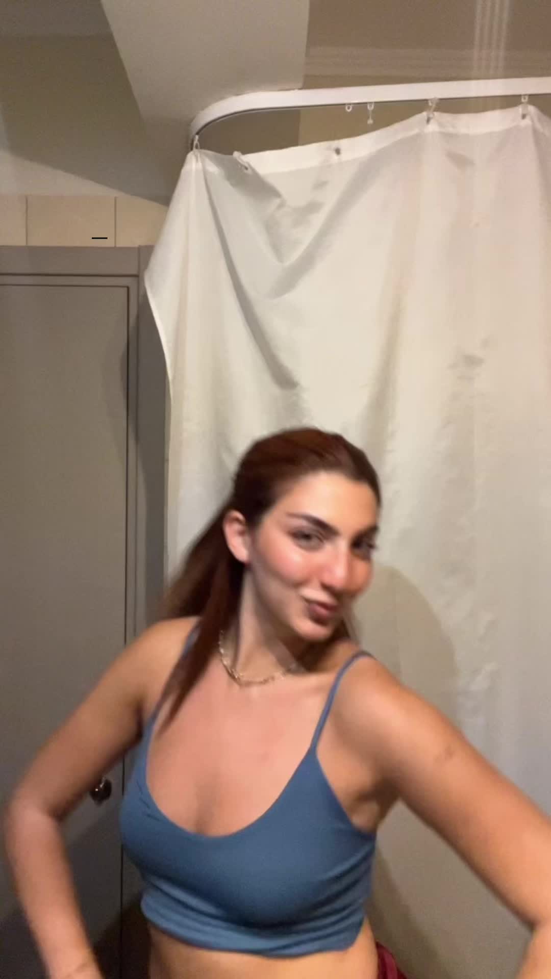 @lindakyriakidouu